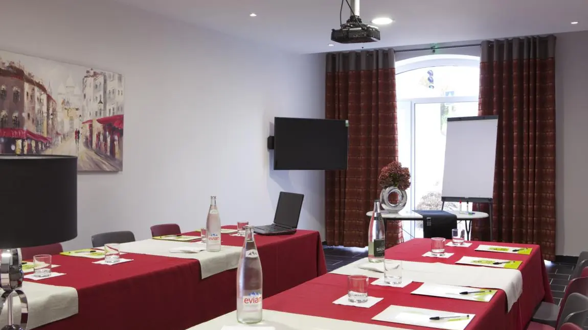 Hôtel Restaurant Blanc Marigny-Saint-Marcel