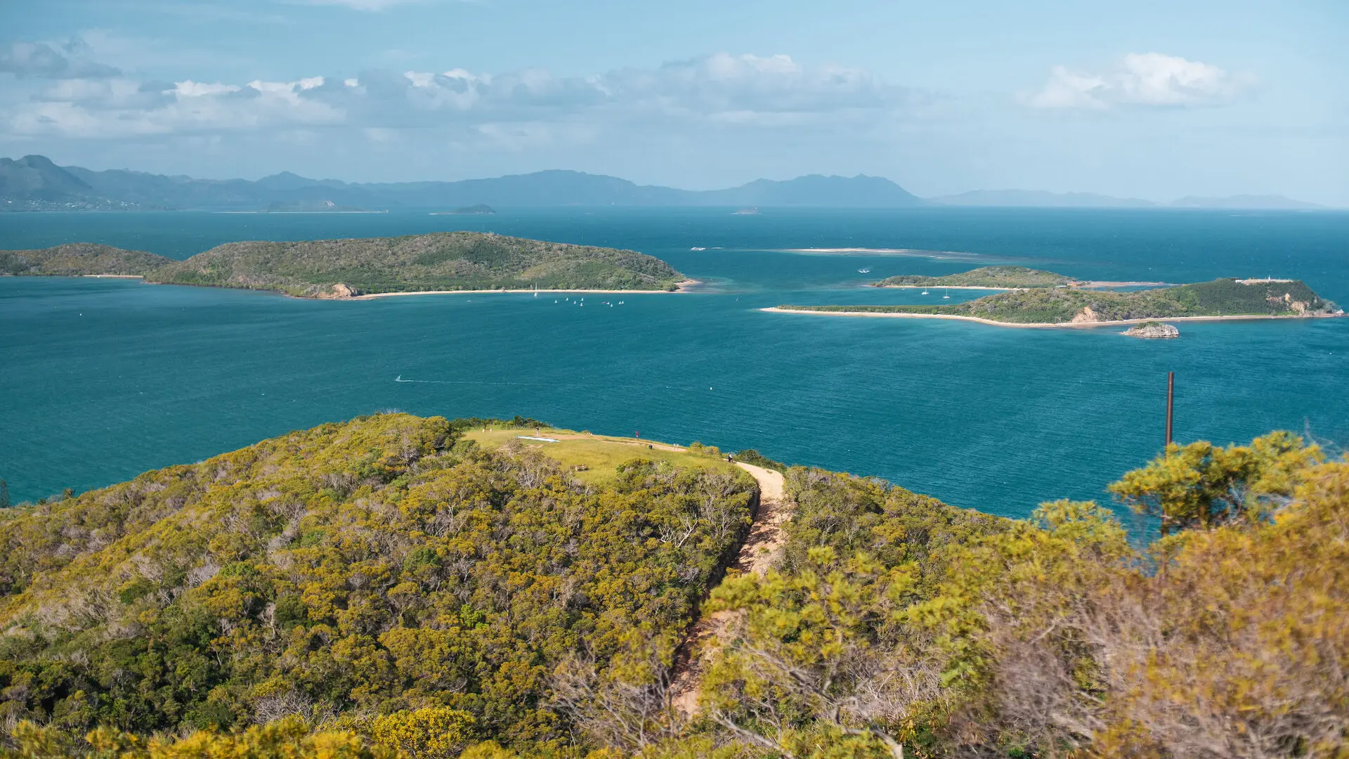 Ouen Toro lookout