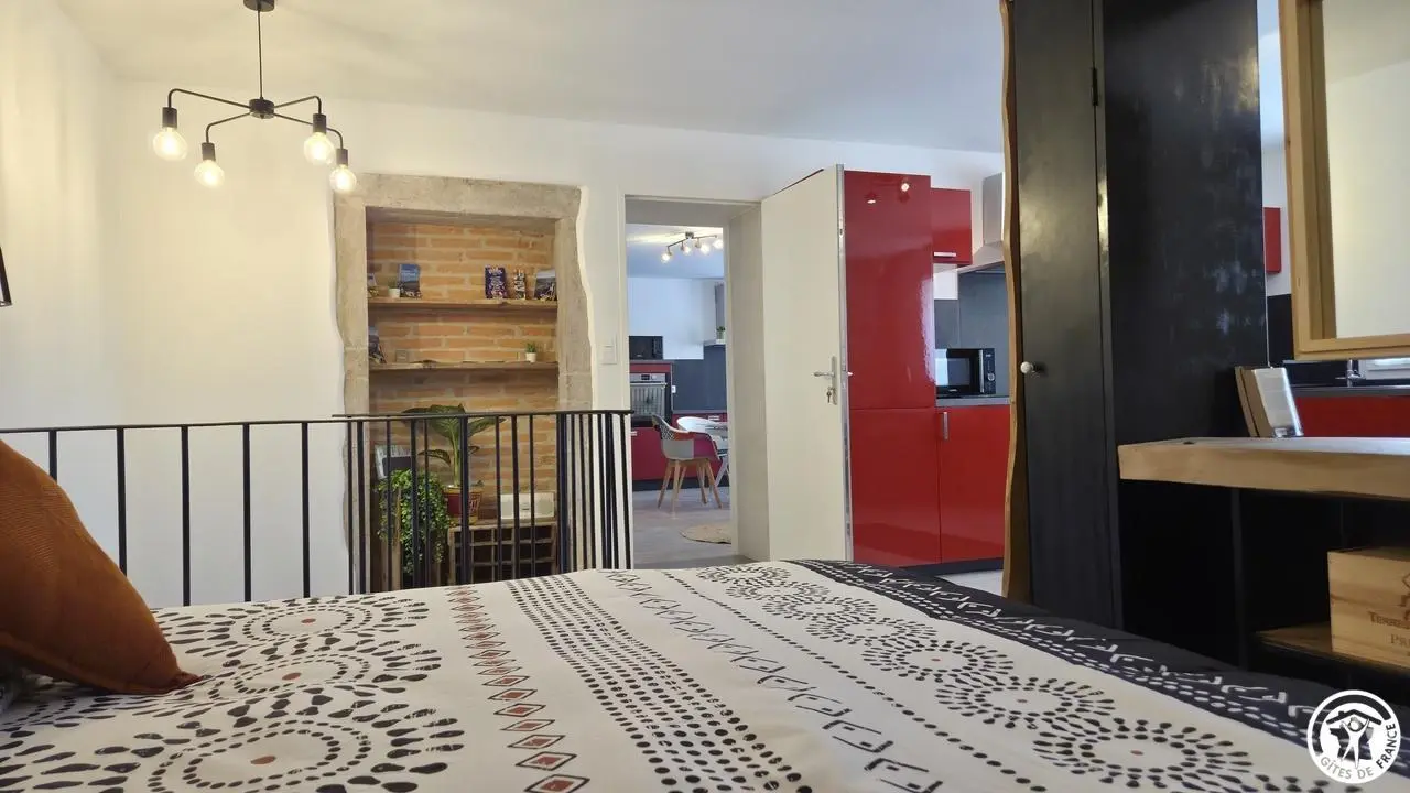 Vue sur la porte du deuxième gîte pour 4 personnes.