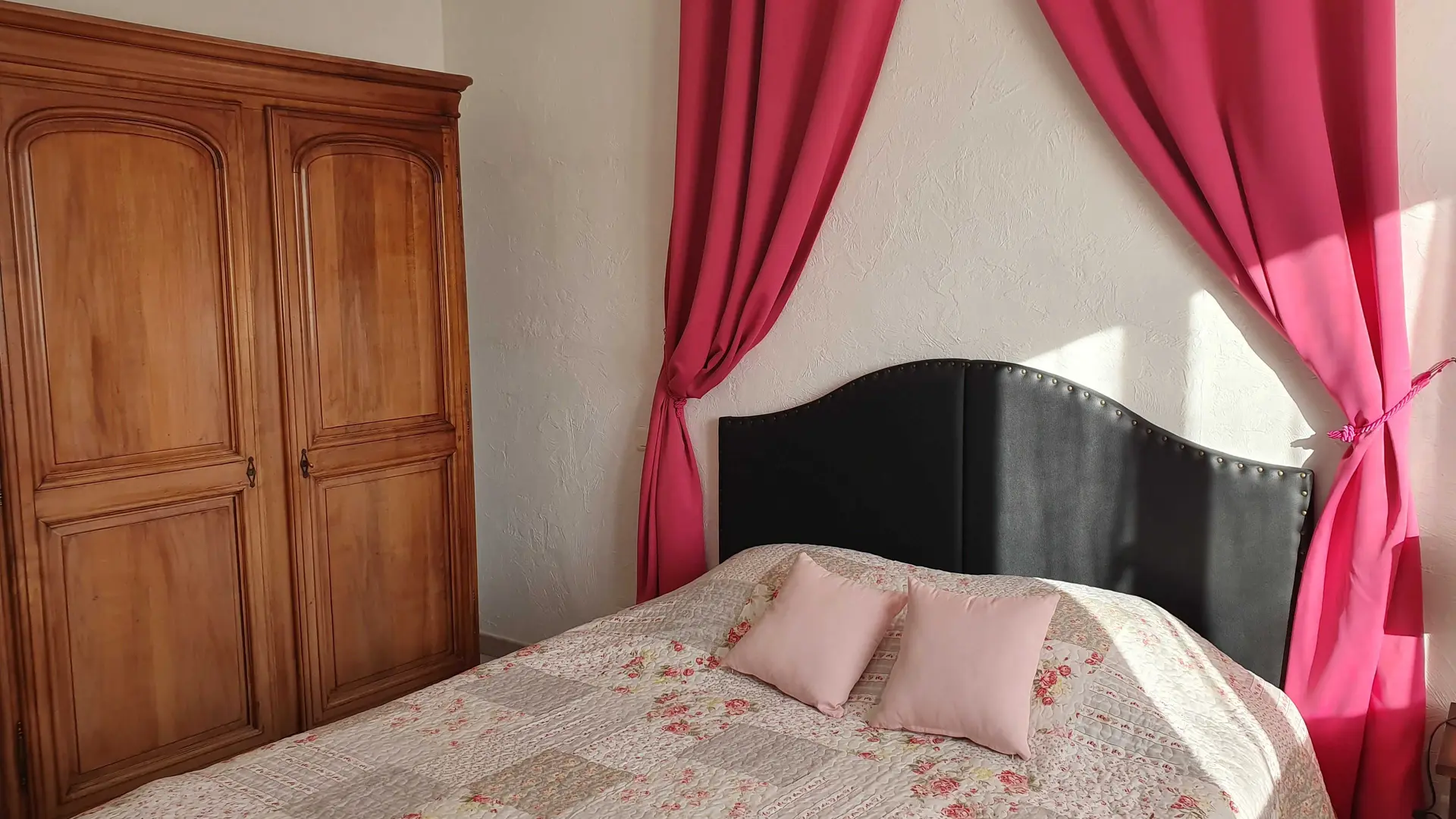 La Bastide du Rousset-Chambre 2 avec lit double-Ascros-Gîtes de France des Alpes-Maritimes