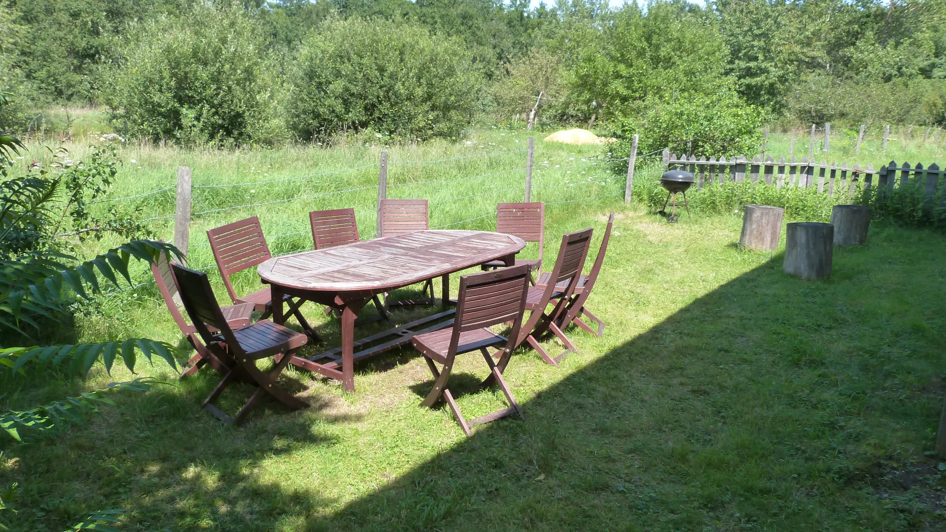 Grand salon de jardin