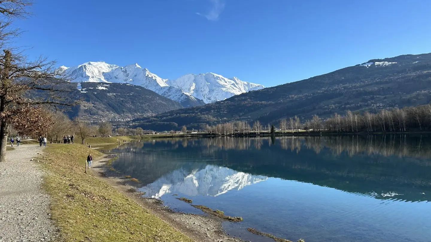 Lac de Passy à environ 8km