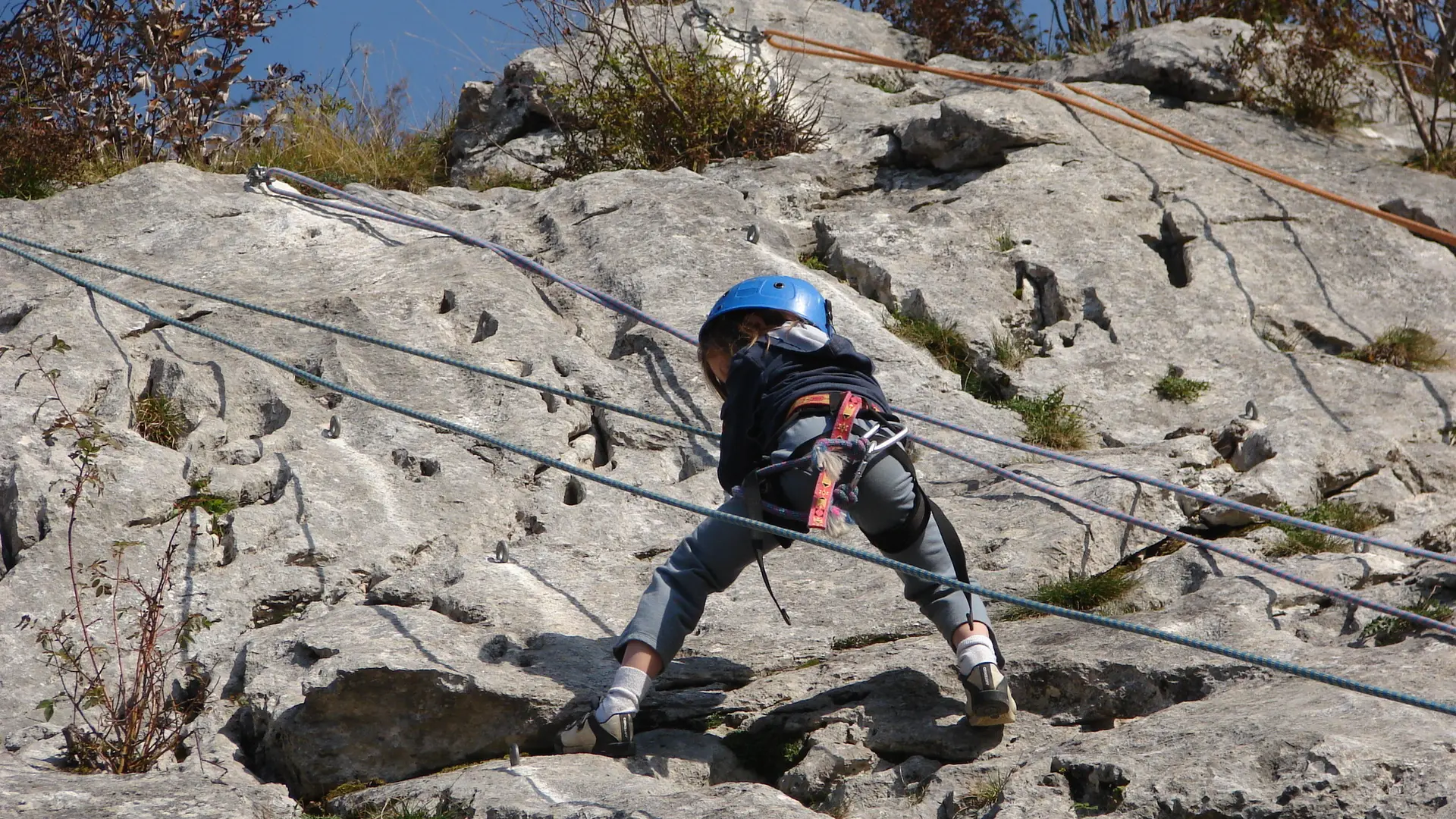 Enfant sur la voie