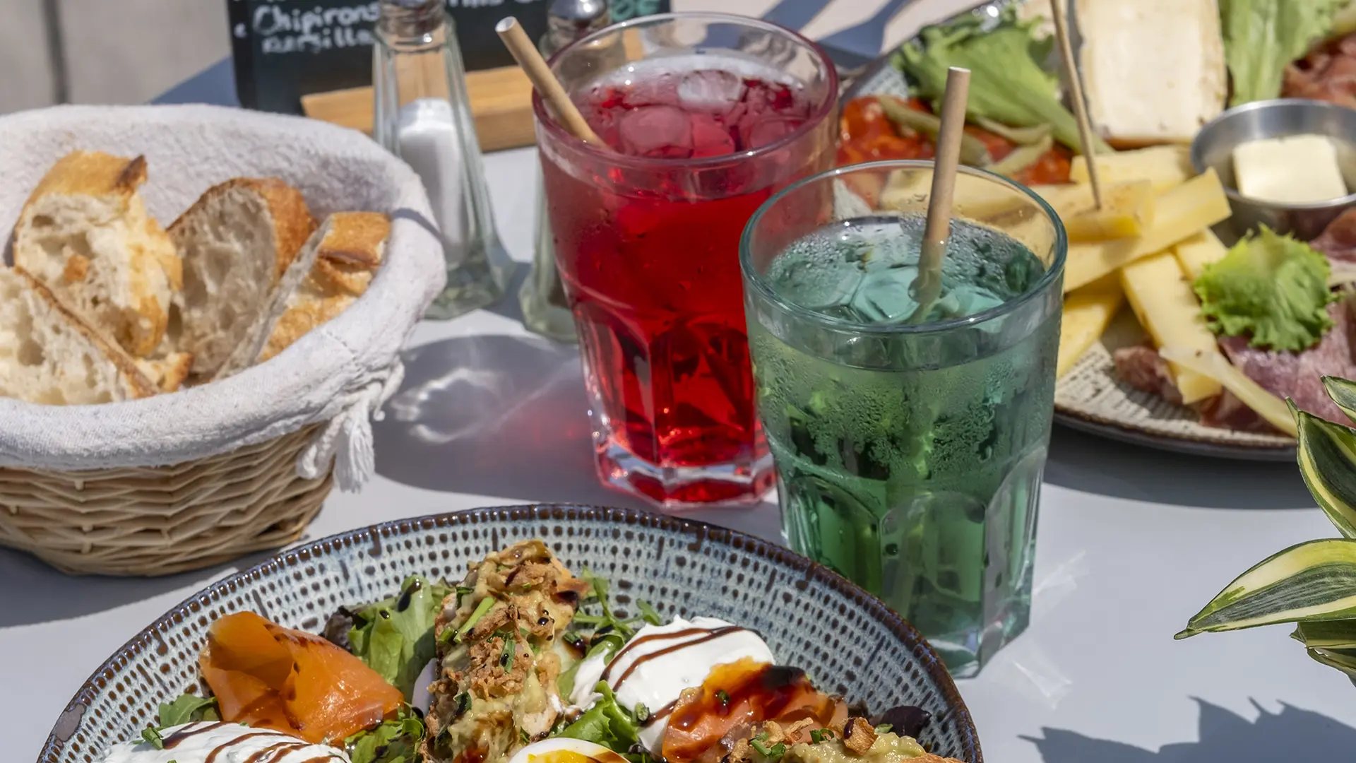 Plats au restaurant