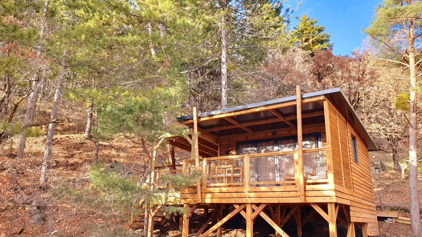 Chalet l'écureuil - La Cabane Perchée