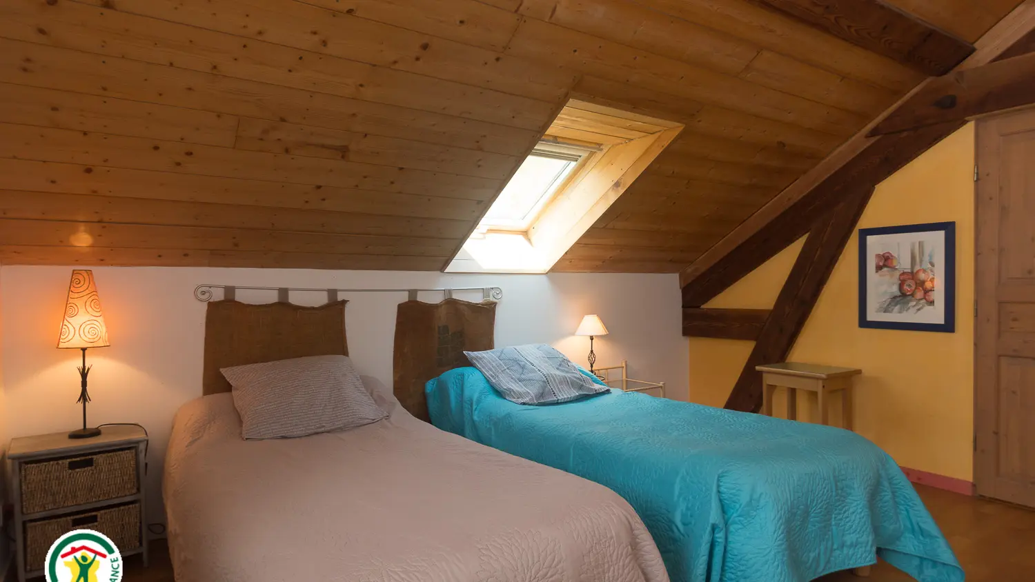 Chambre Cassiopée au 2ème 2 lits 1 pers, s.d'eau-wc