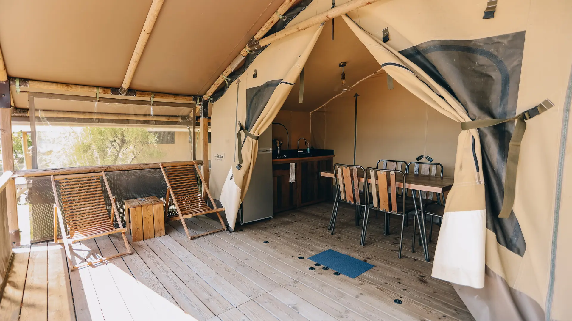 Slow Lodge
