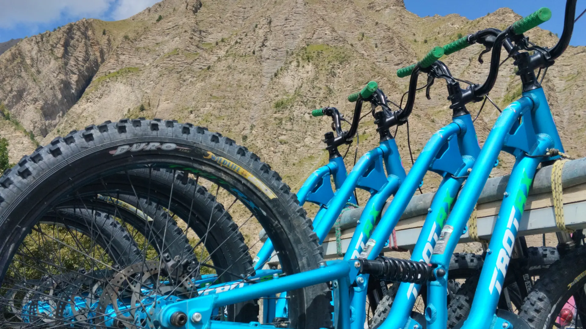 Chastan Sport - Randonnée trottinette Tout Terrain et location Fat Bike à assistance électrique_Crévoux