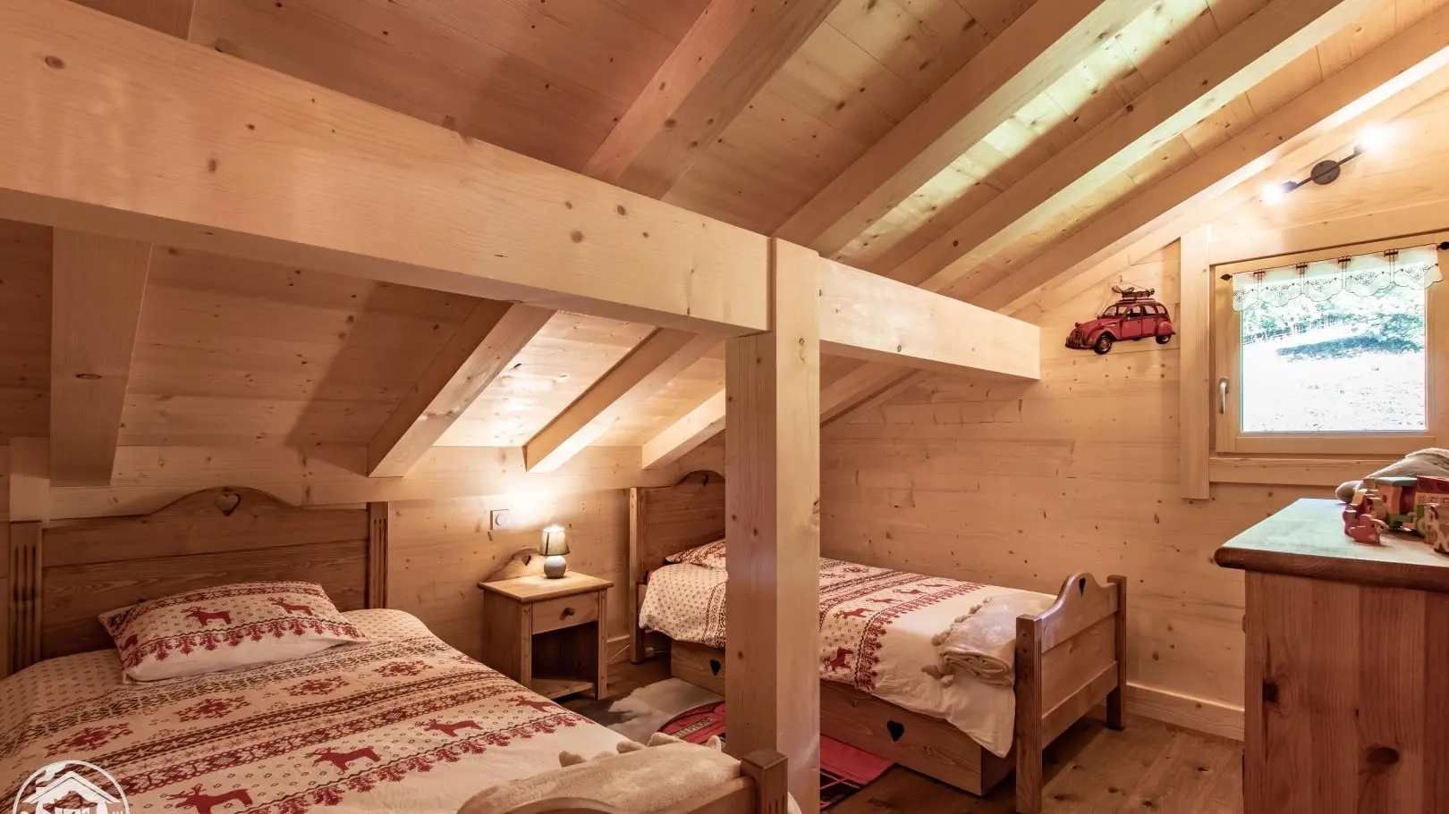 Chambre 2 à l'étage