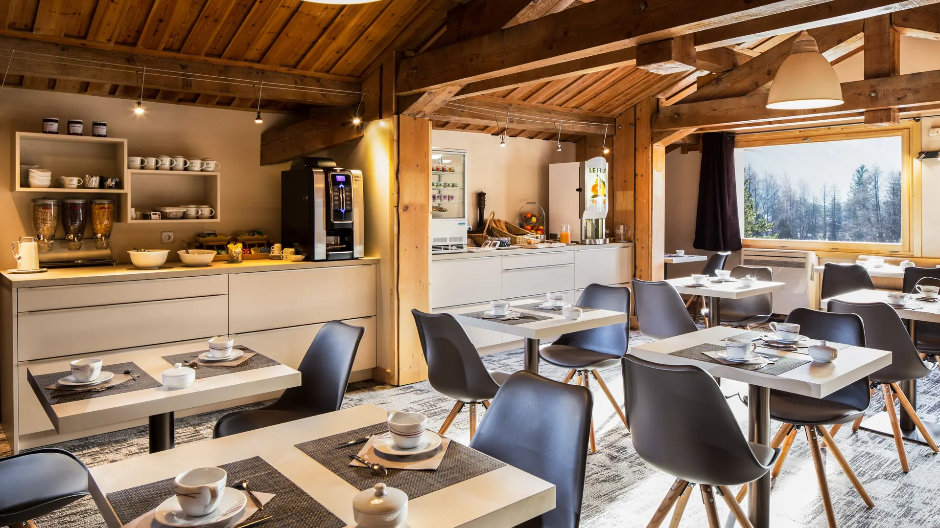 Hôtel Labrador Salle de Petit Déjeuner