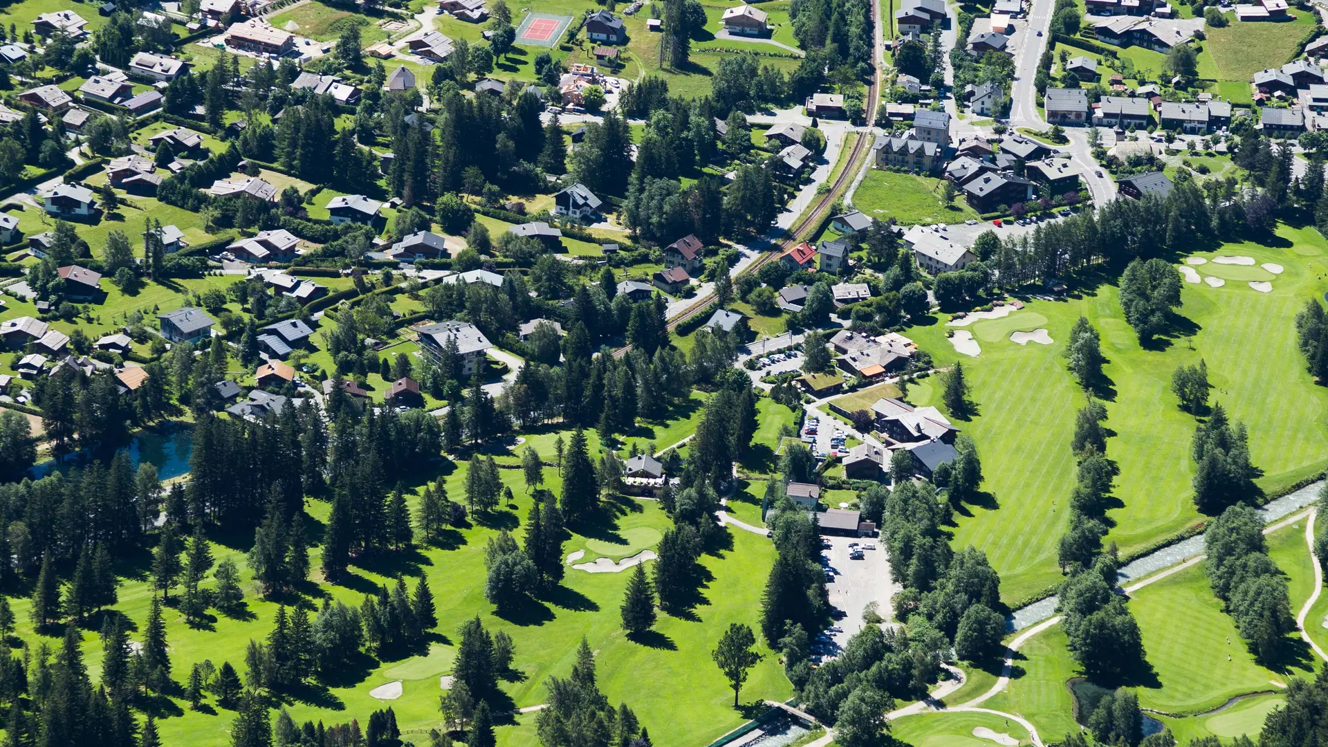 golf de chamonix vue du ciel