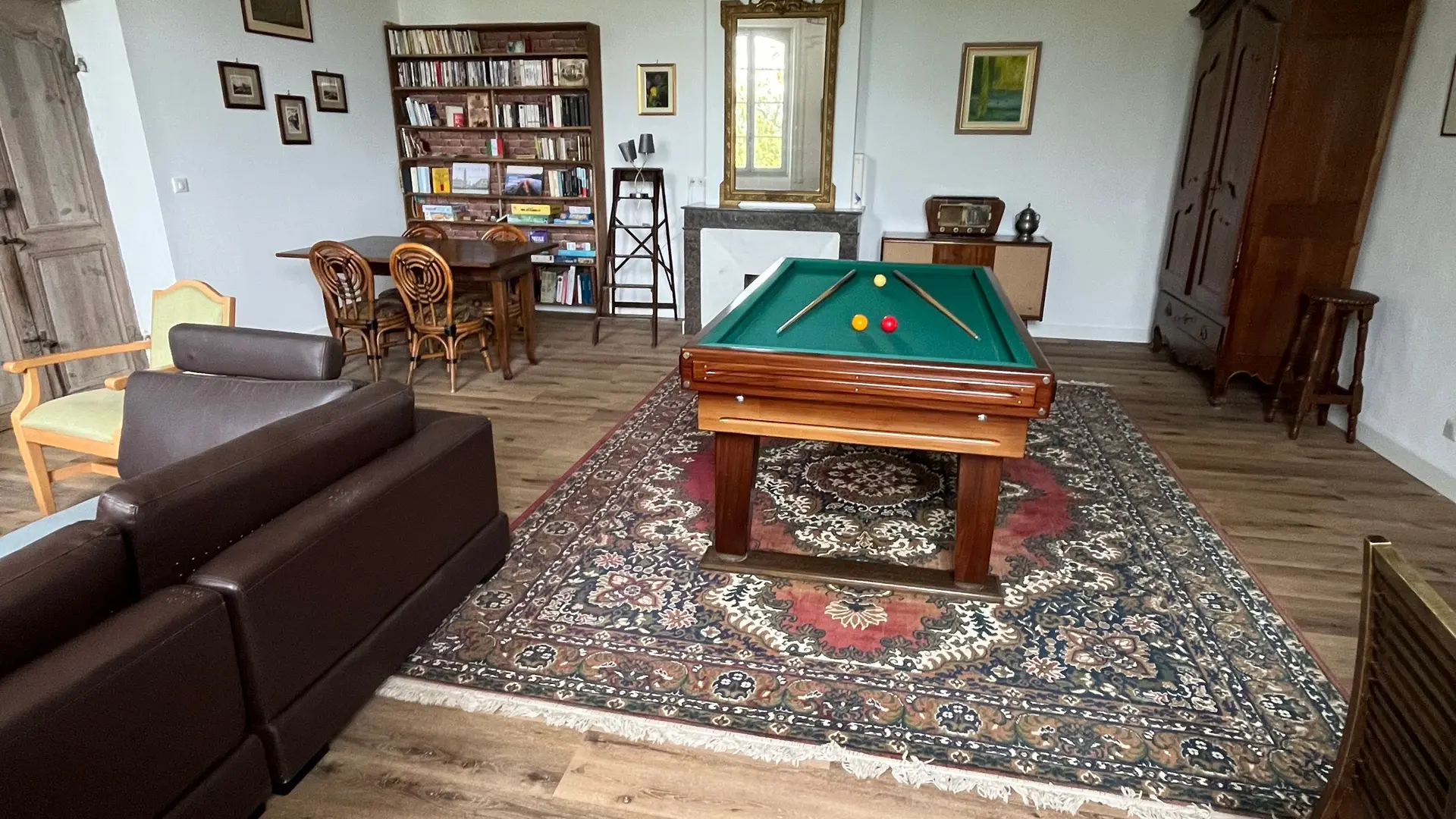 Grand salon (espace de jeux)