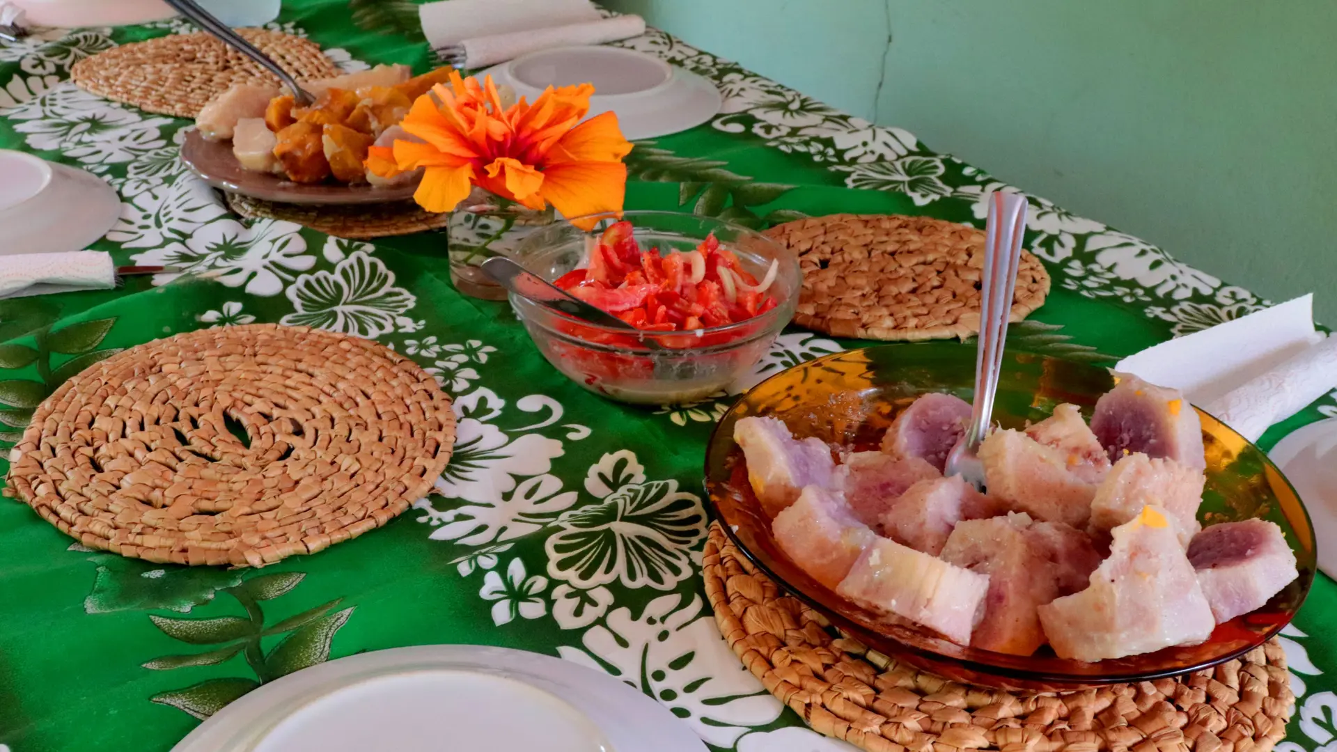 table d'hôte, ouayaguette, hienghène, chez cécile