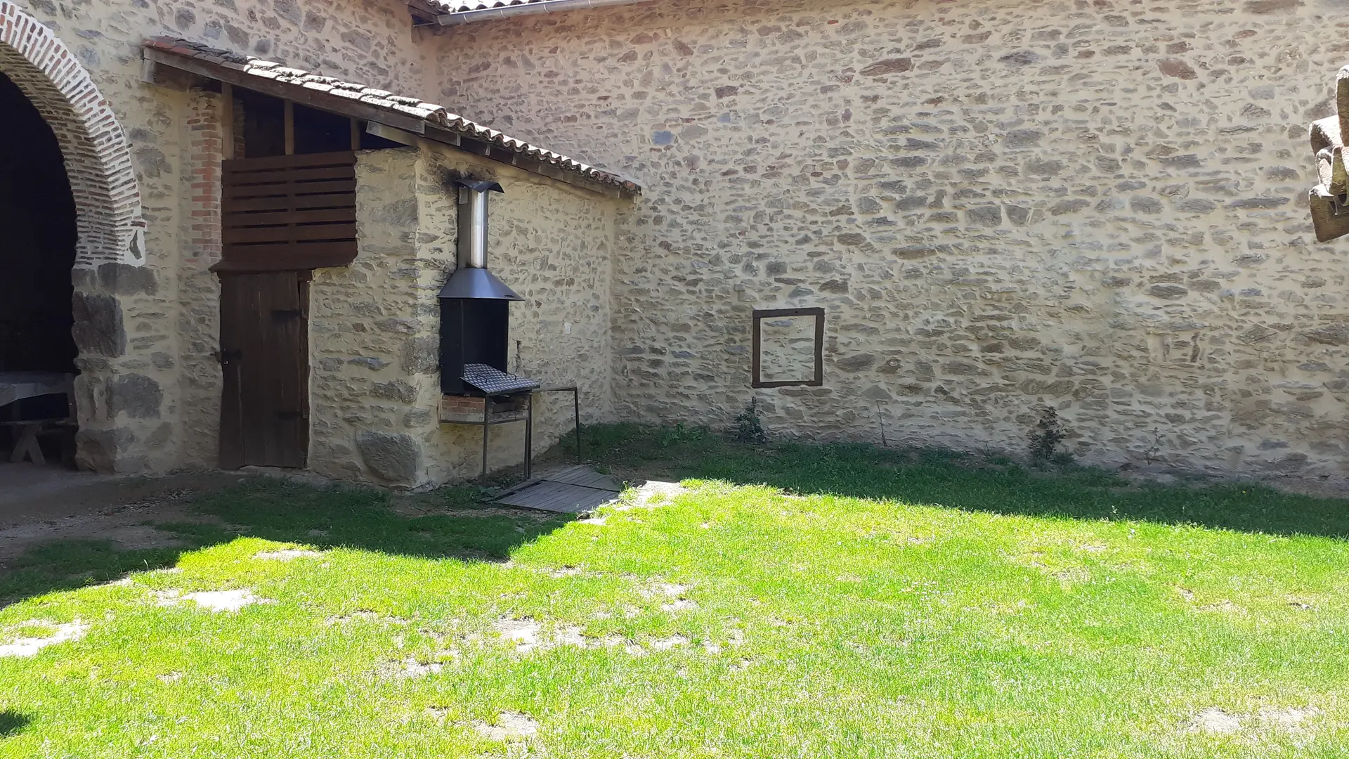 Cour