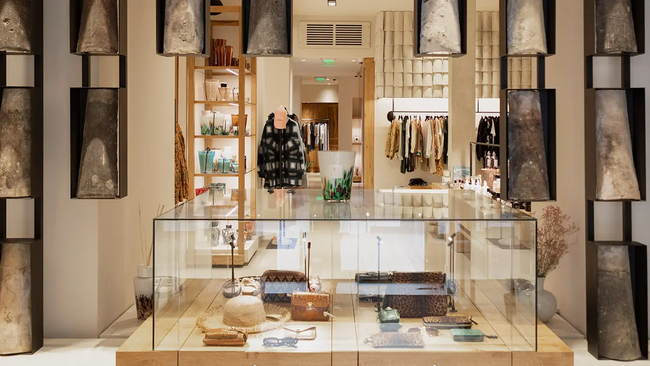 intérieur boutique 33 rue Francis Davso