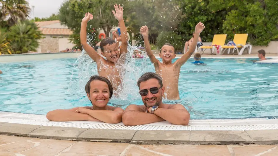 Piscine extérieure