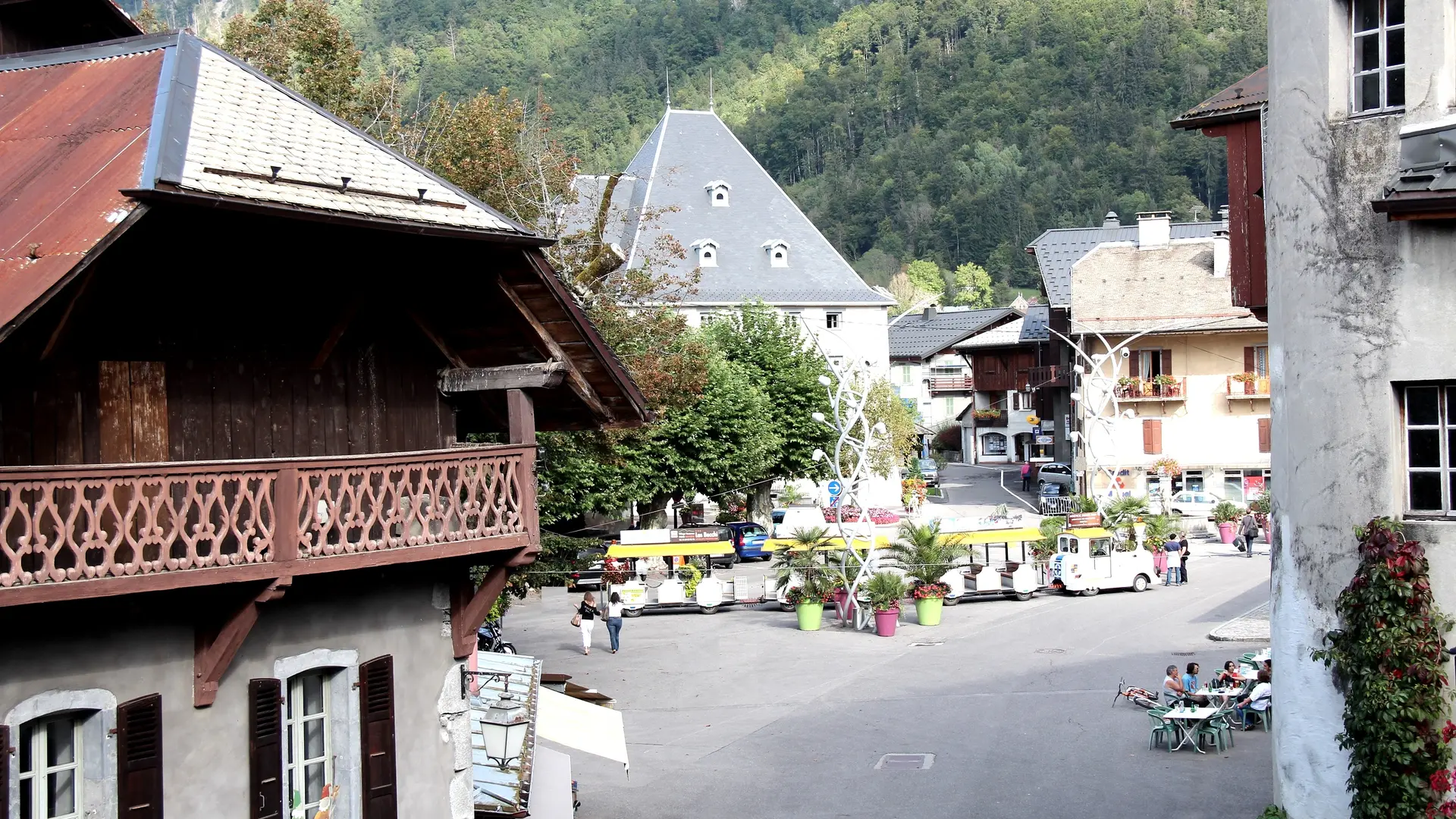 Vue sur la palce de la Grenette
