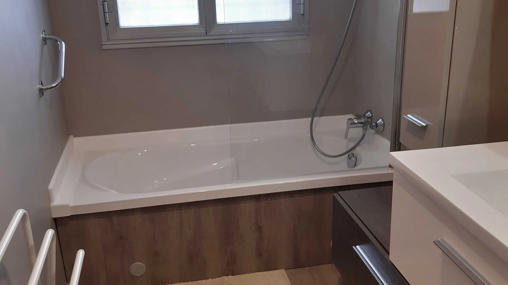 Salle de bains City-Break le Capri - Le Cannet - Gîtes de France Alpes-Maritimes