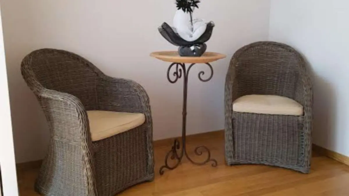 Fauteuils coin salon