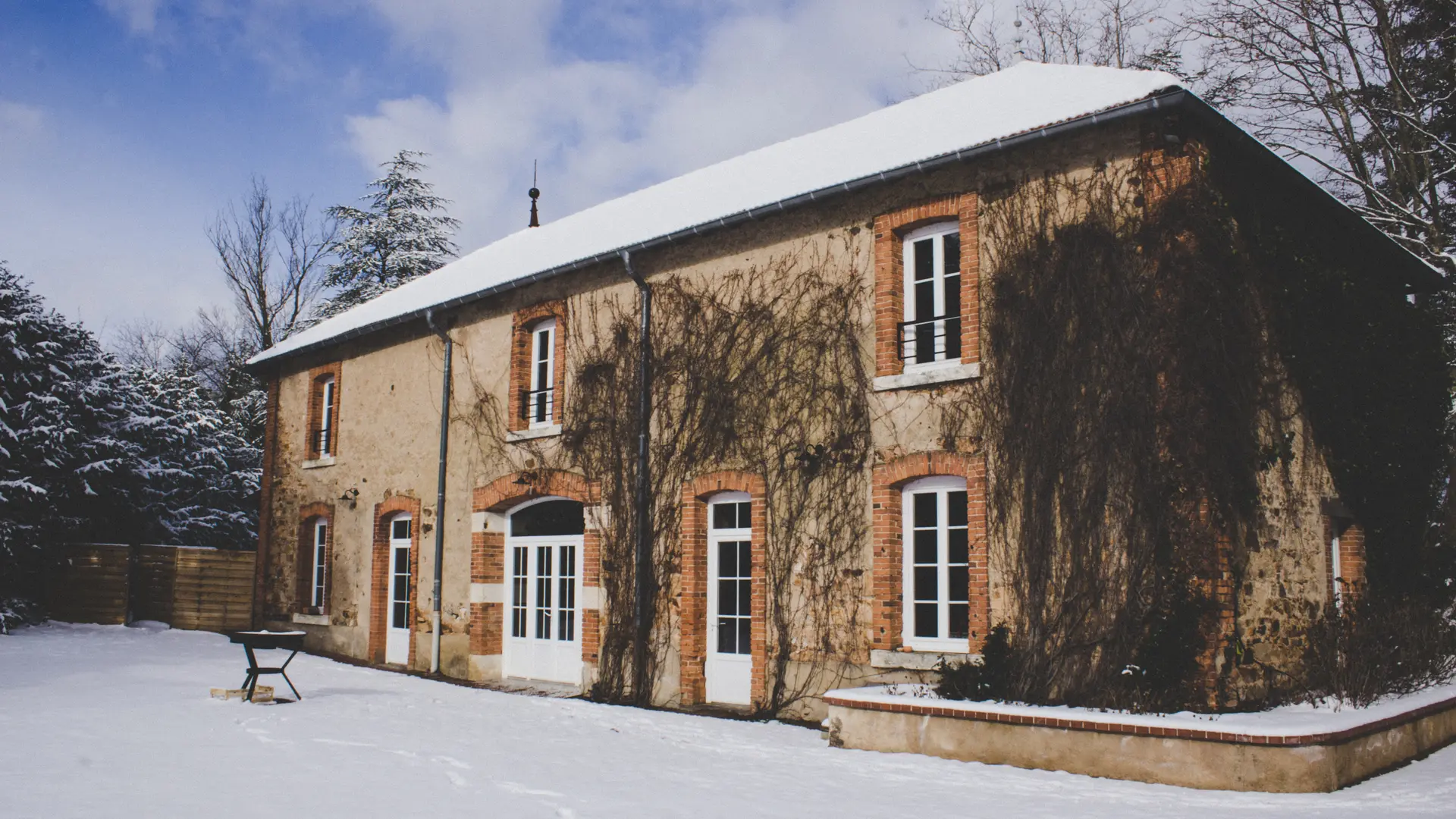 Les Ateliers sous la neige