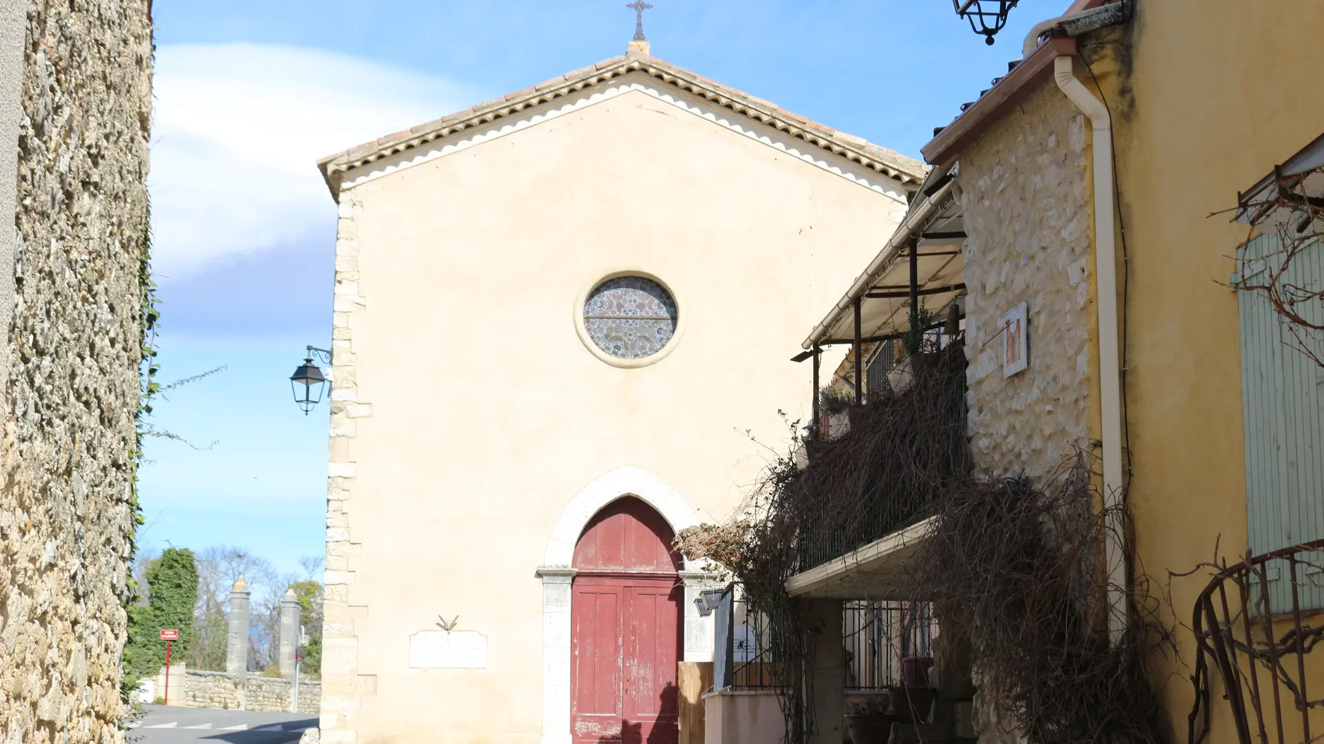église