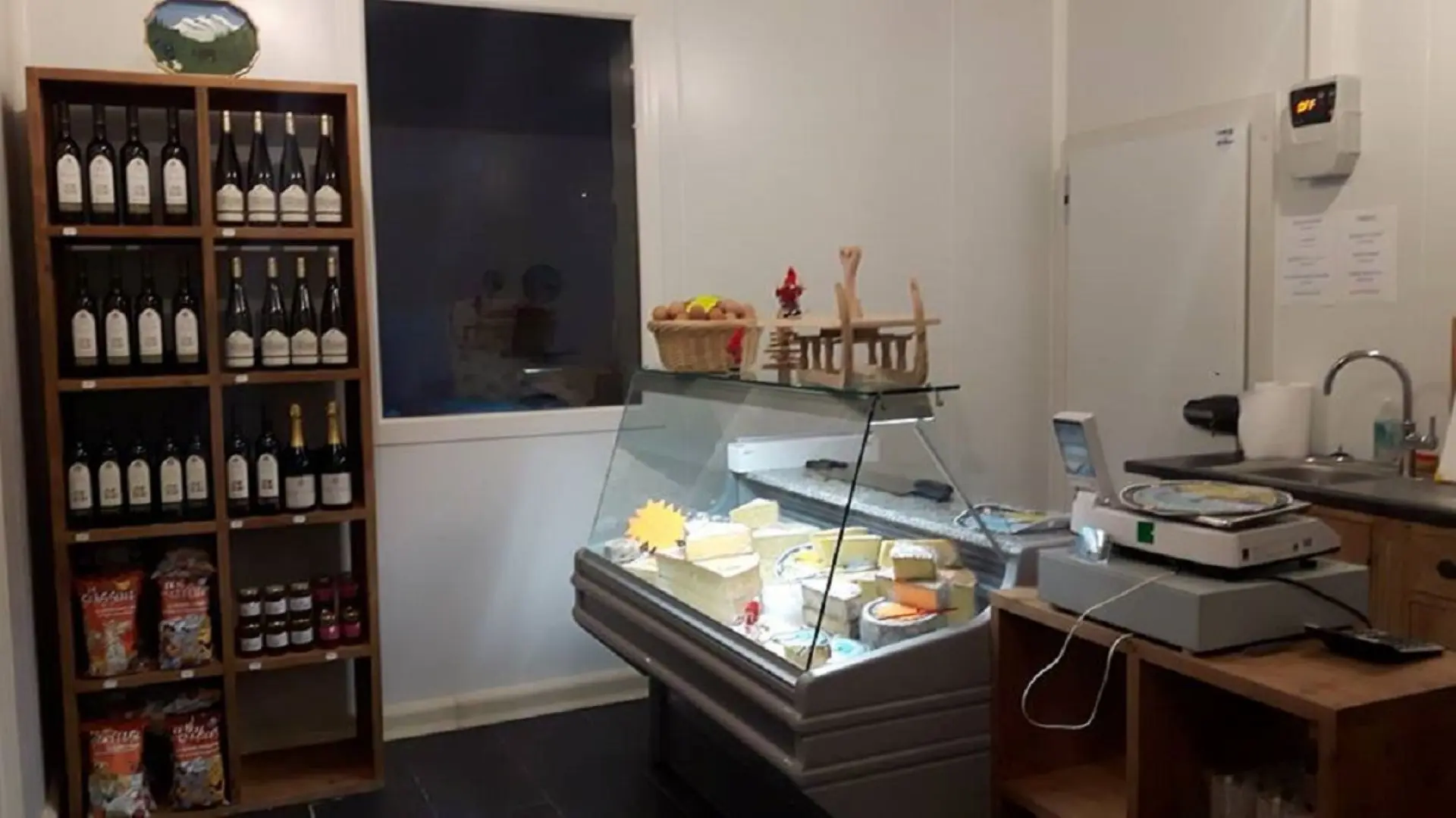 Magasin à Lullin