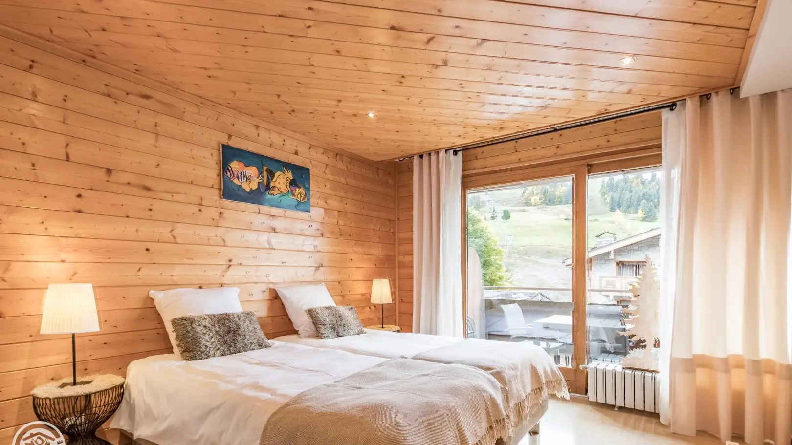 Chambre 1 avec salle d'eau privative - 2 lits simples (90x200cm)