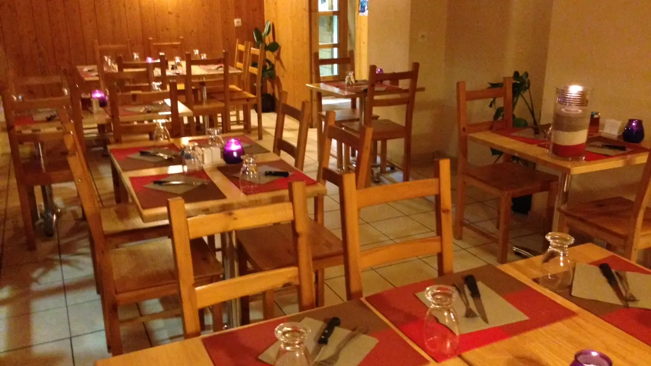 Yeti Salle à manger 3