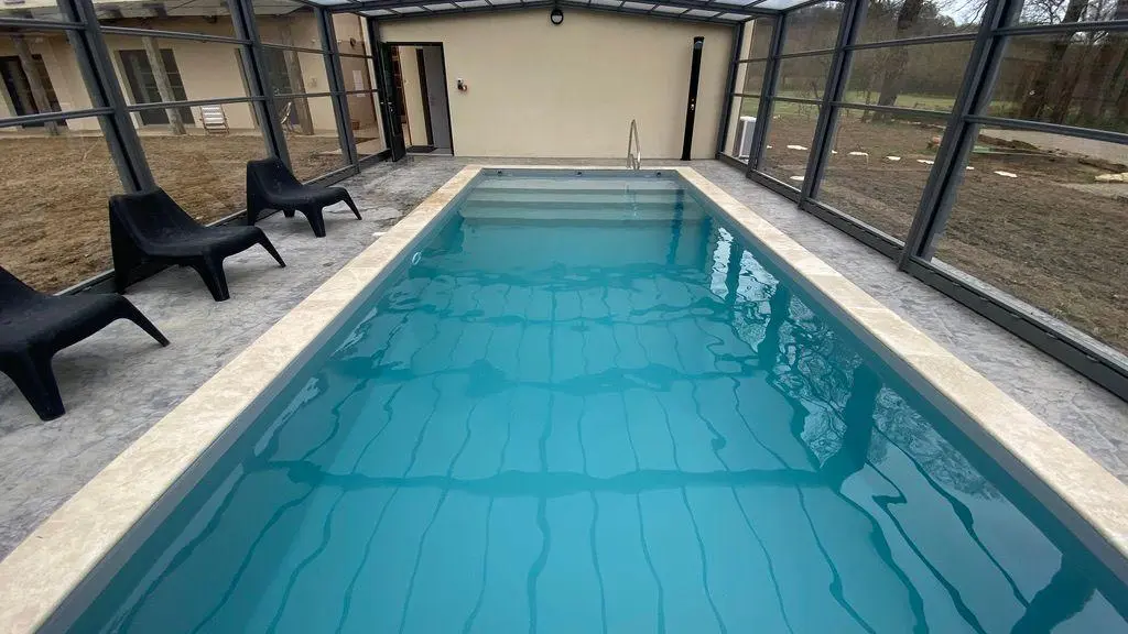 Piscine gite les granges