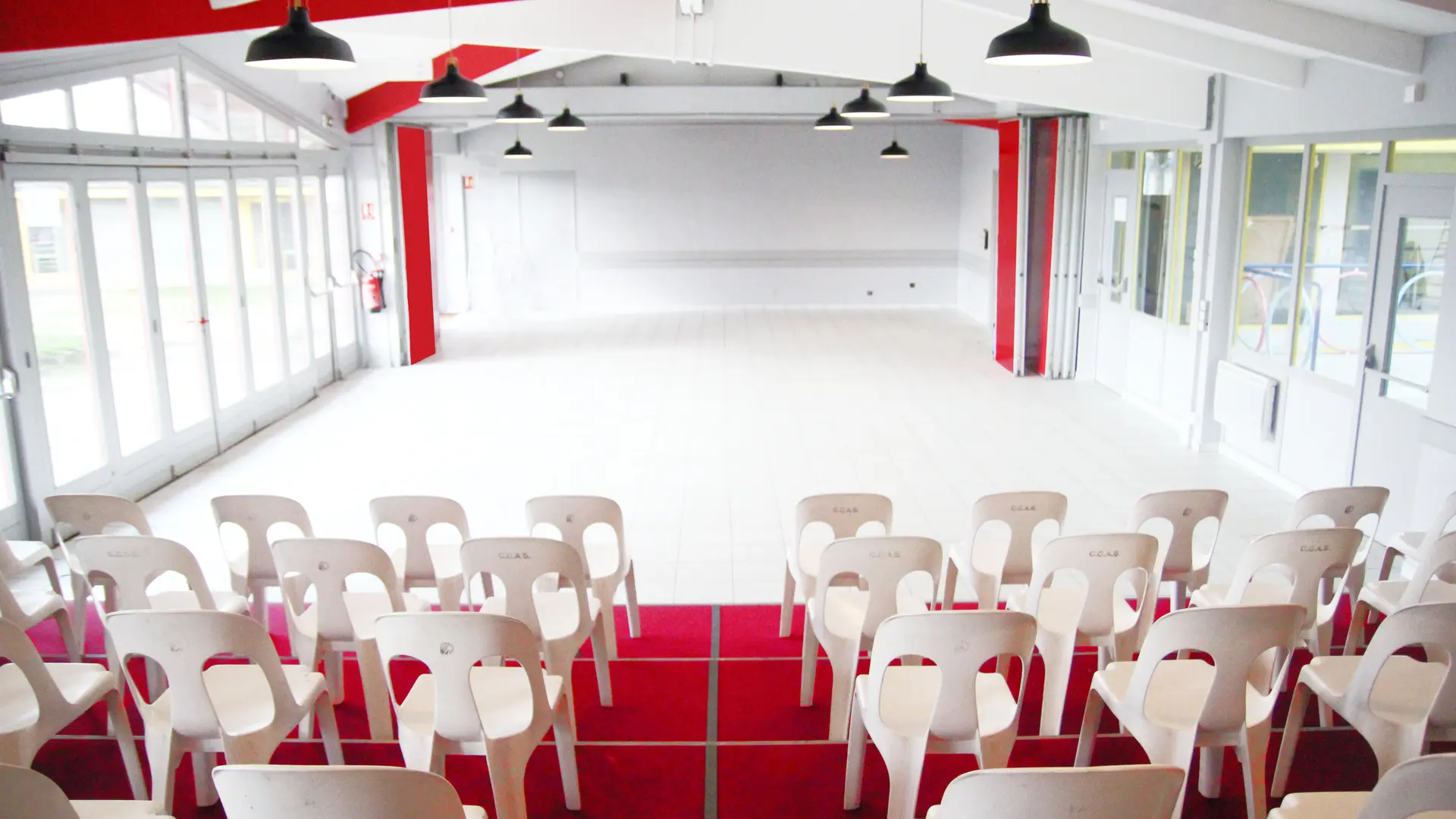 salle de conférence : salle Bugey 160 places