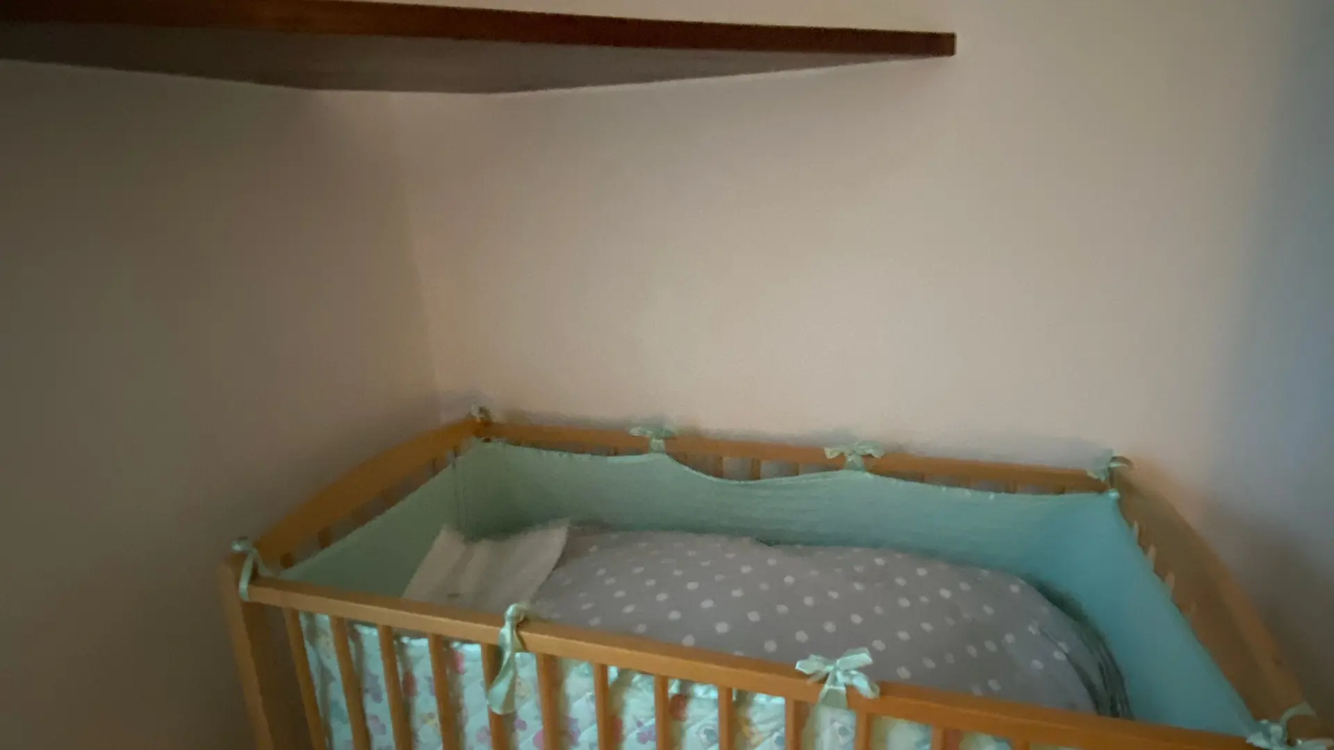 Lit bébé chambre Figue