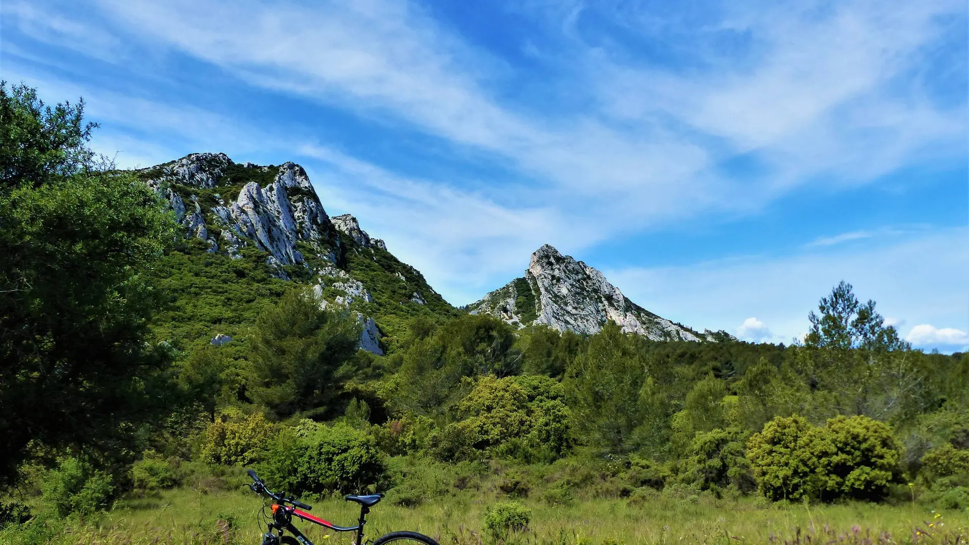 Devant le Calan de Rousset