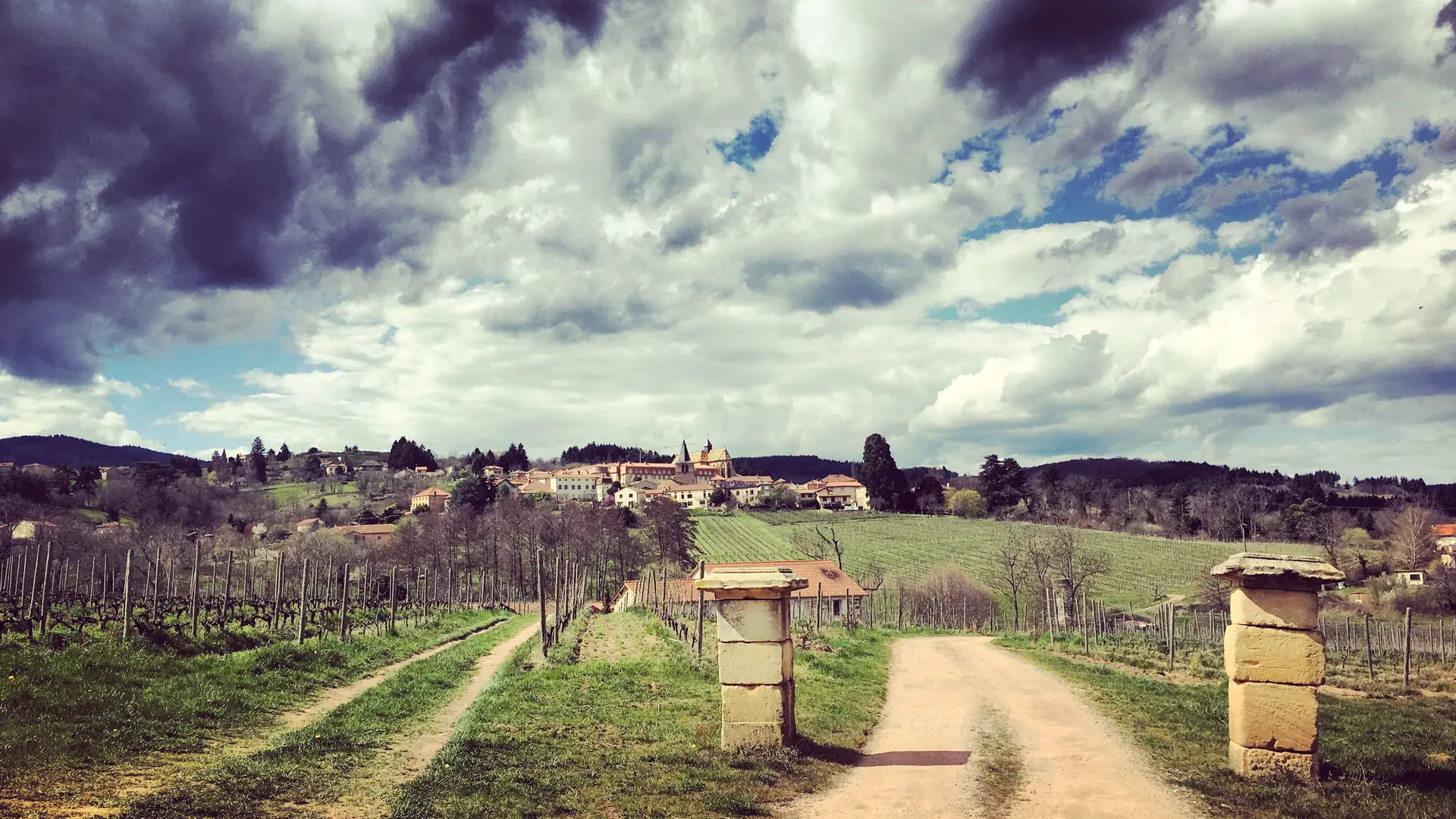 Village d'Ambierle