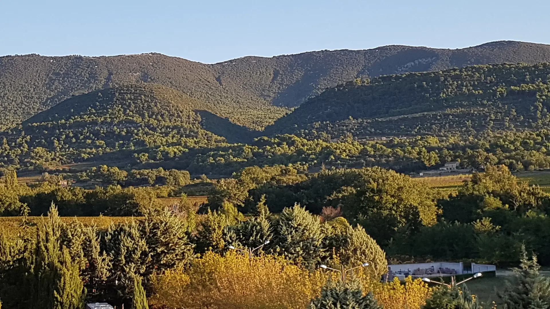 Avec une vue formidable sur le Luberon