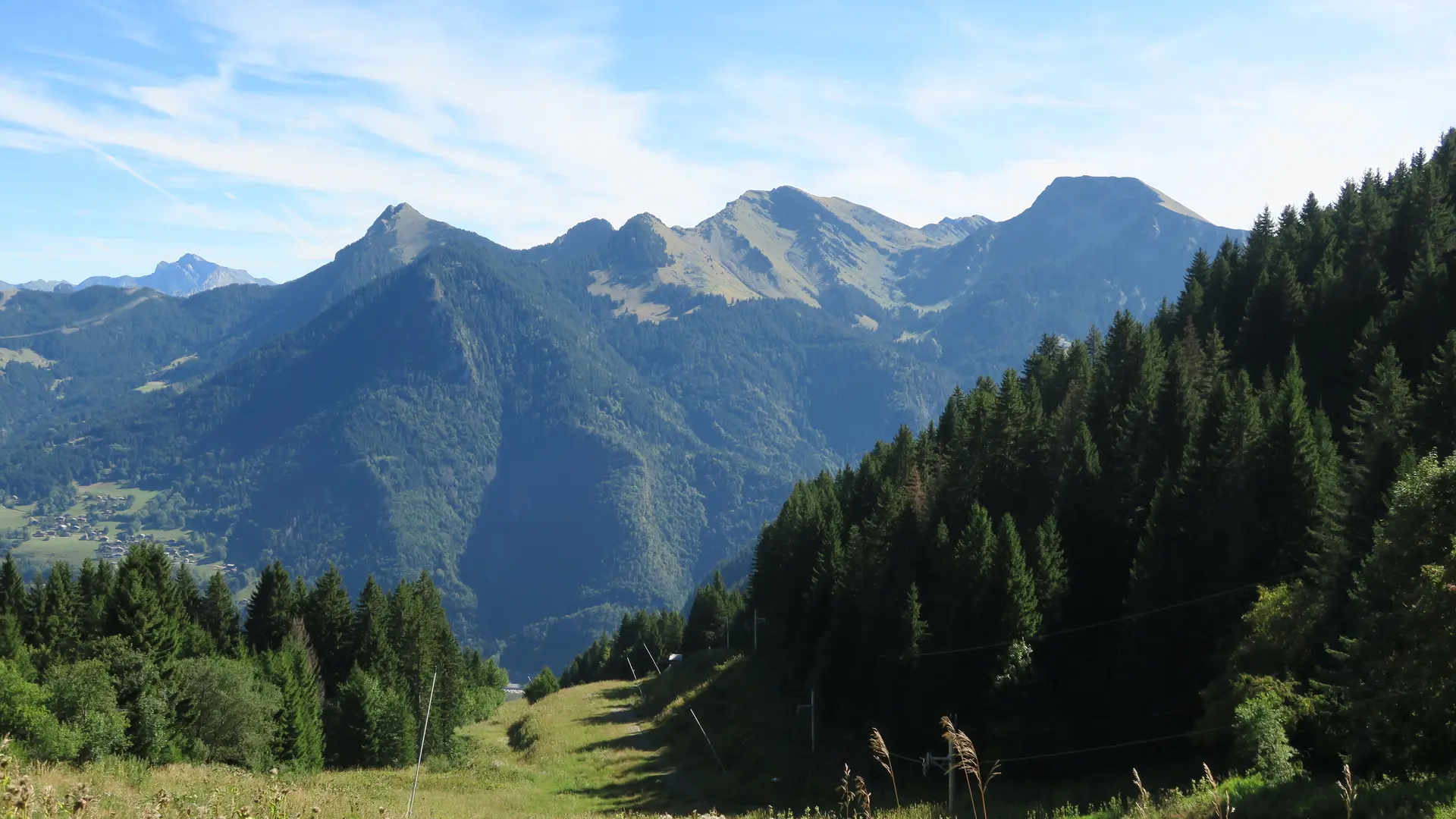 Les monts de la Vallée d'Aulps