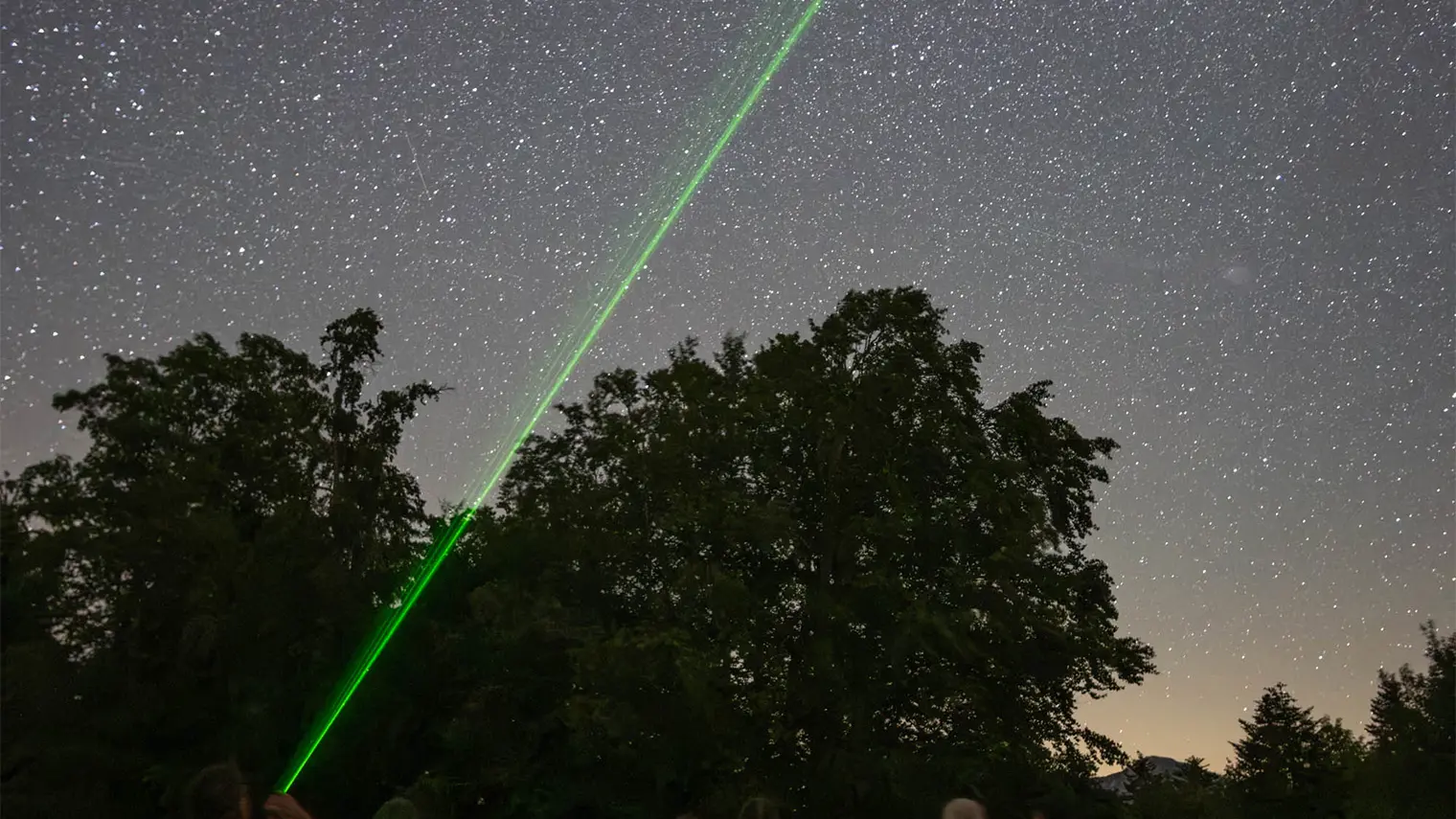 Groupe sous les étoiles