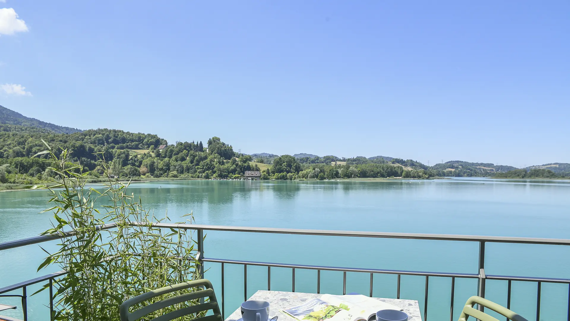 Terrasse vue lac