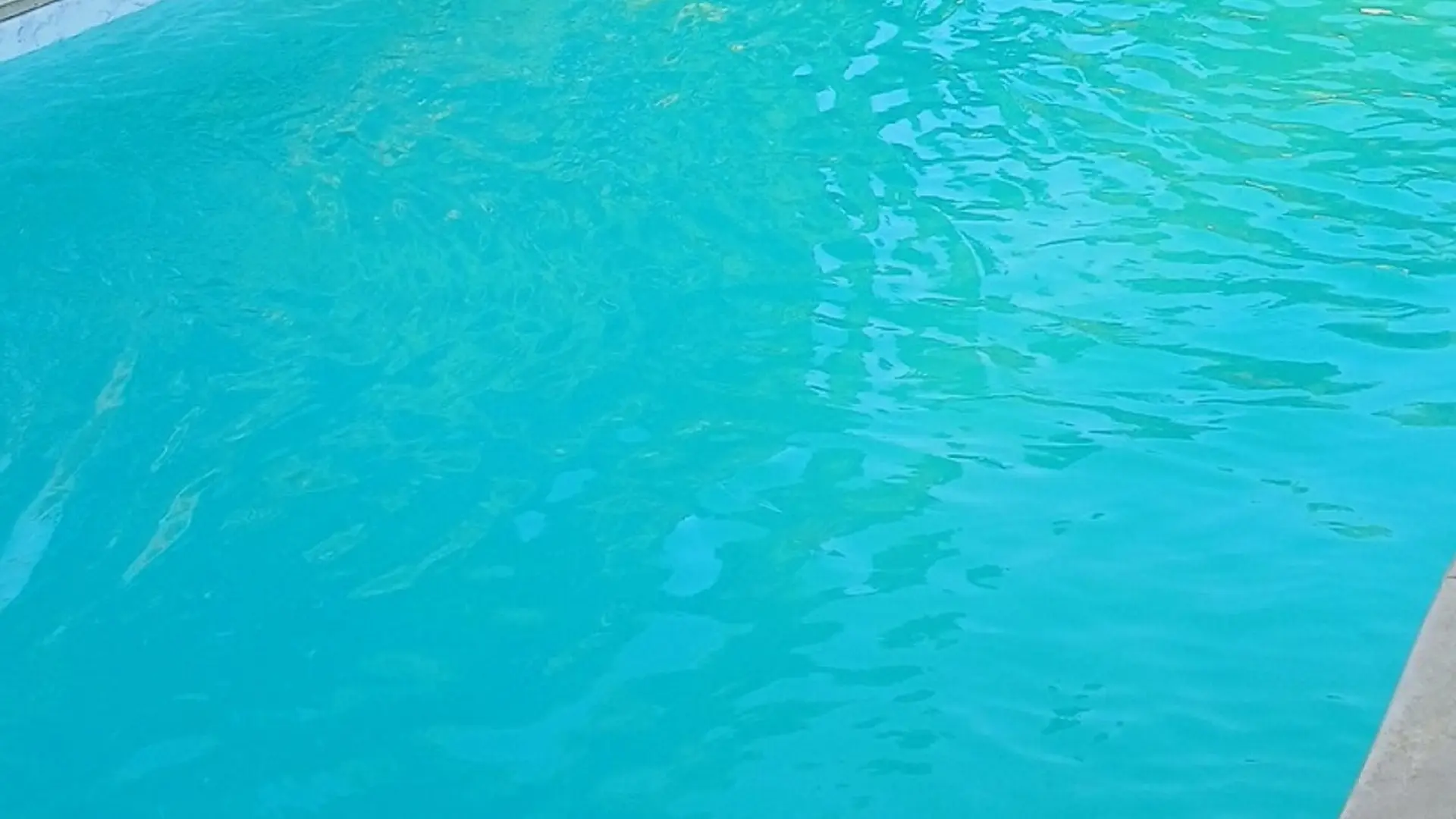 Swimming-pool