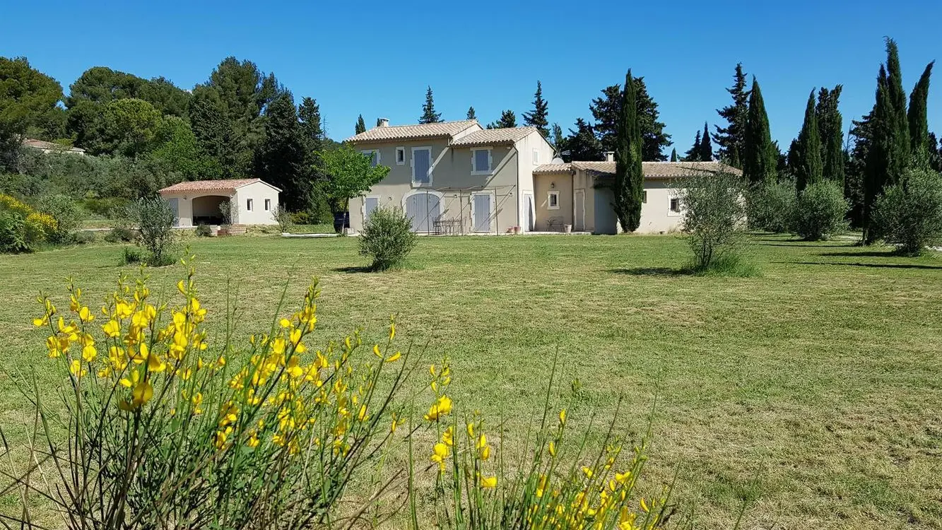maison loin