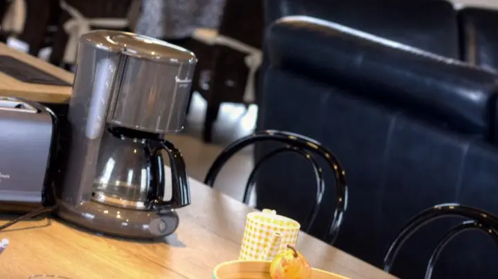 Grand espace de 60 m² avec cuisine, séjour et salon