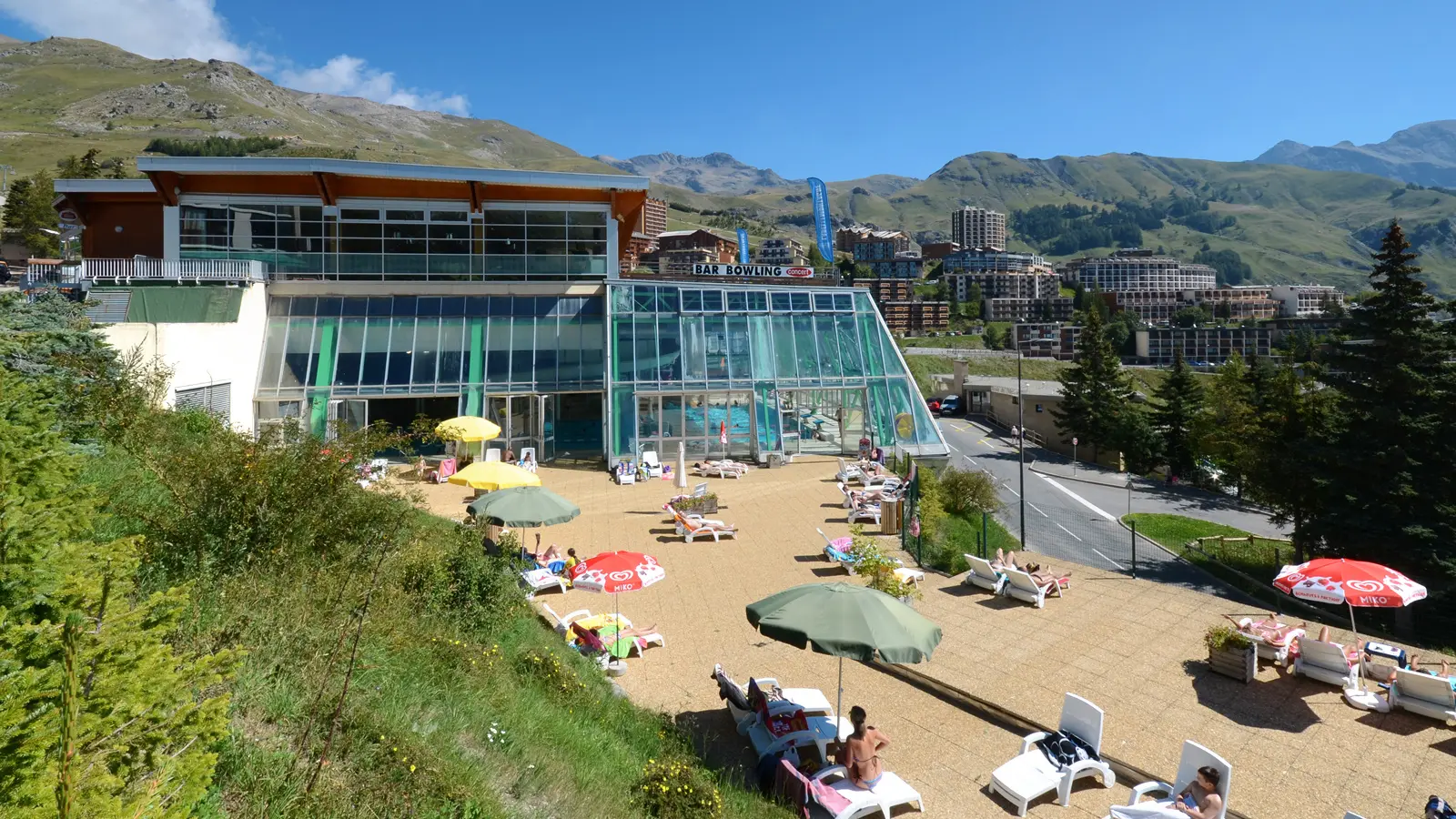 Piscine en été