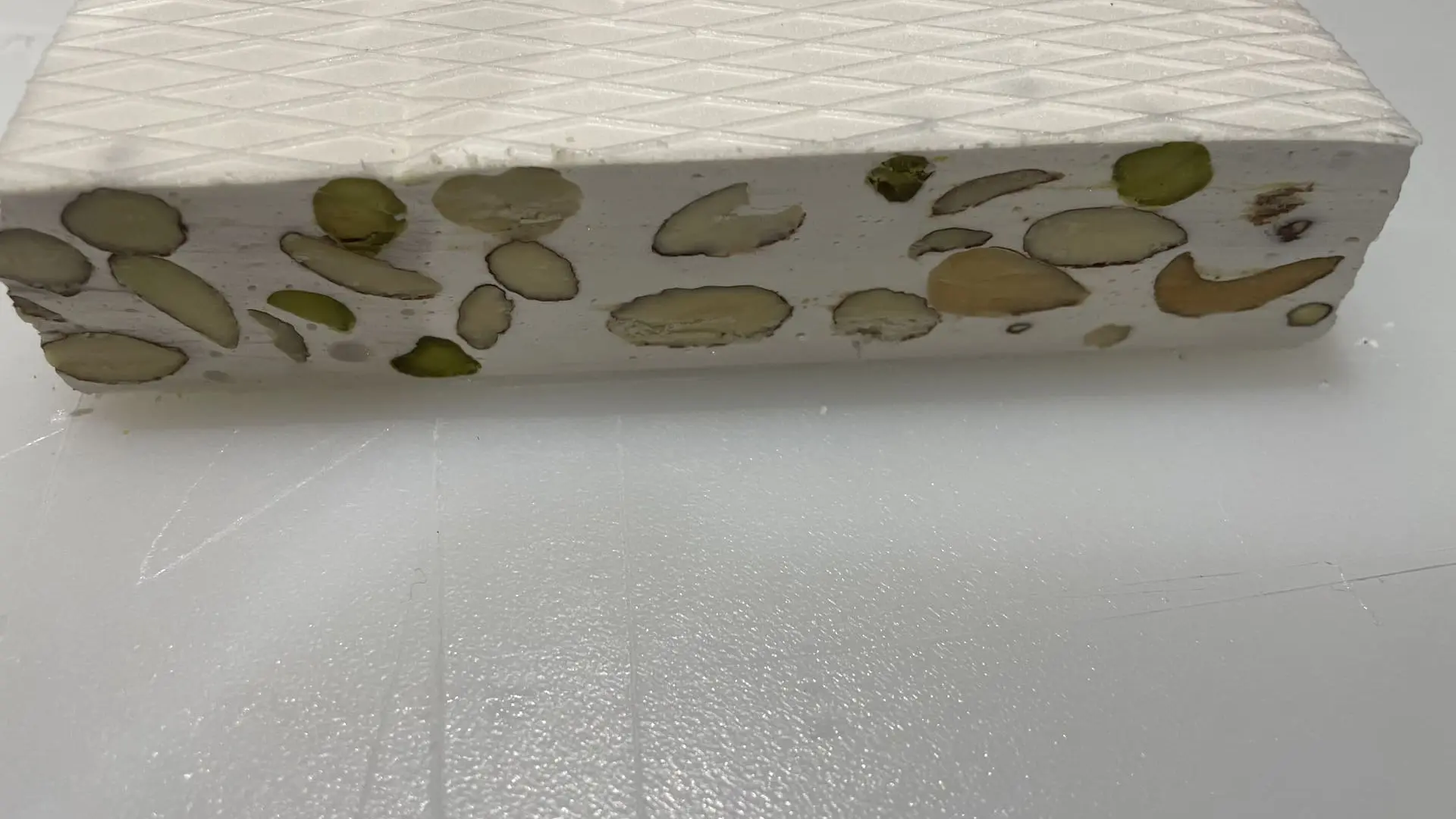 Tender nougat with lavender honey