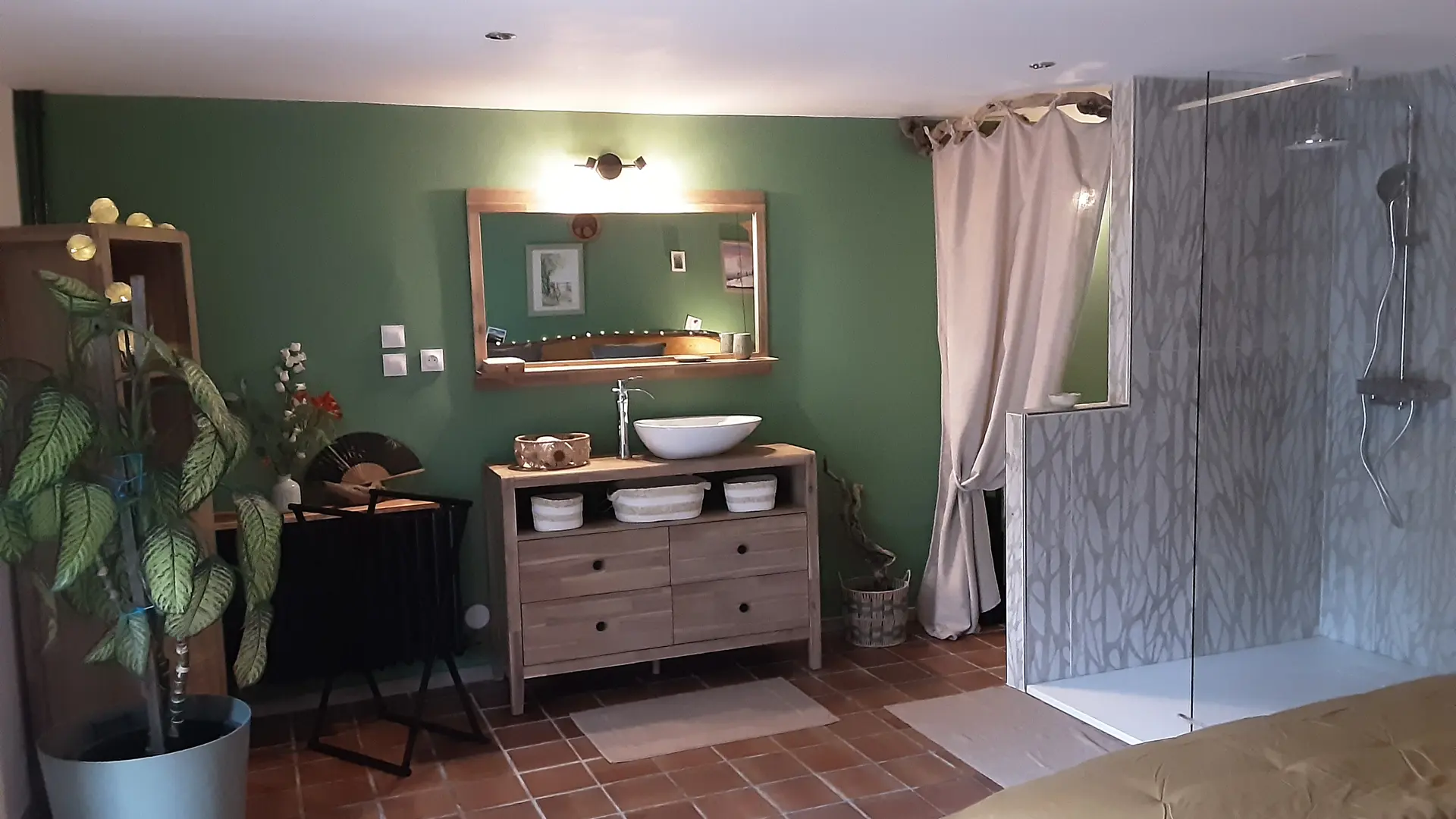 Chambre Aureille - salle de bain