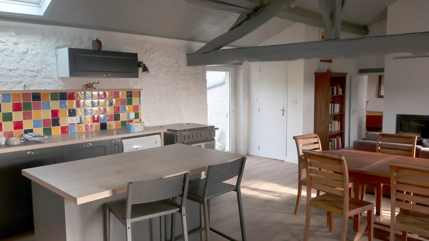 cuisine salle à manger gîte nature