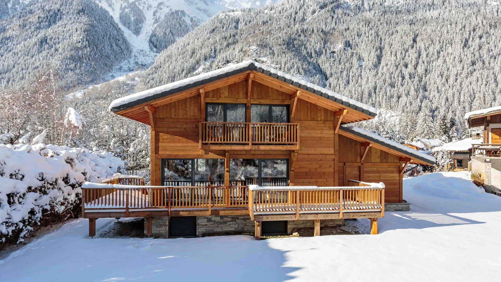 Chalet enneigé