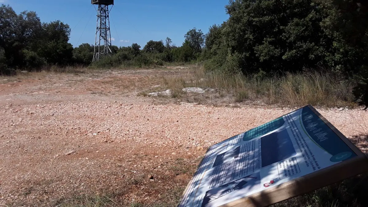 Vigie et panneau pédagogique