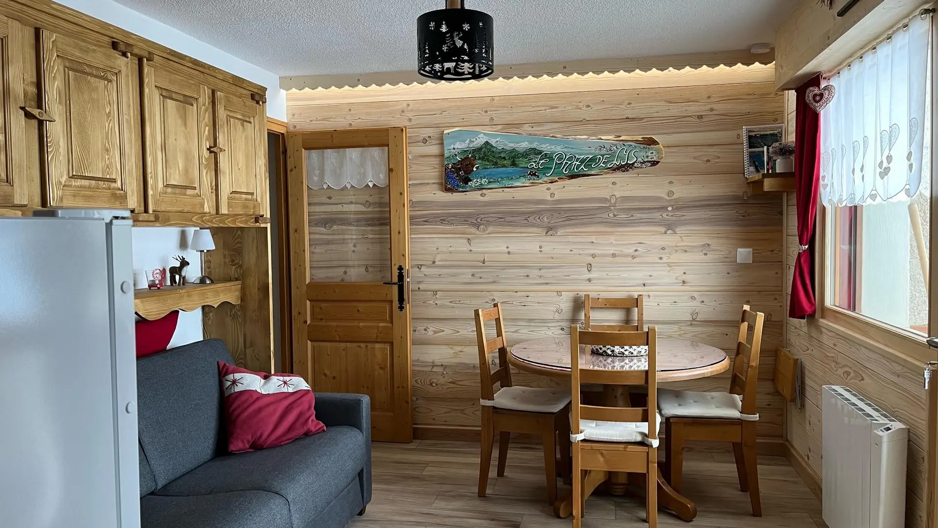 Un séjour avec décor montagne