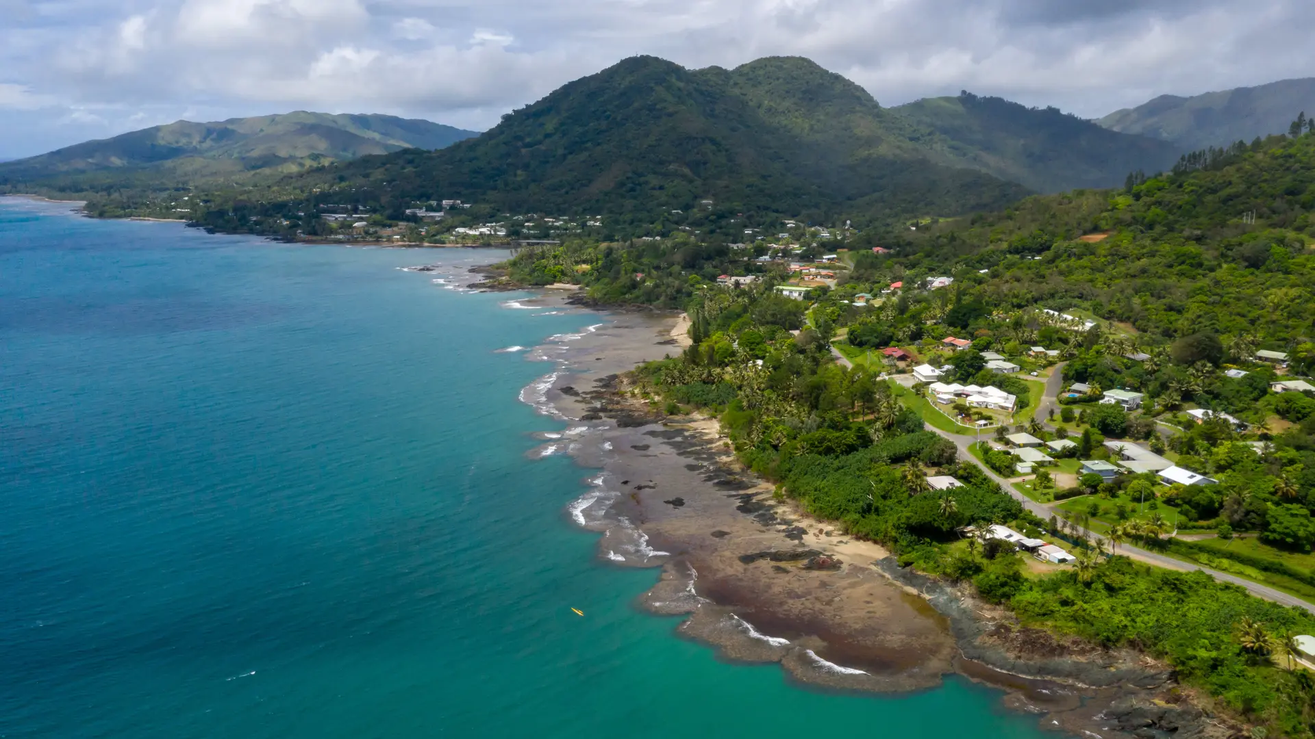 lagon, hôtel, Tieti, plage, montagne, poindimié