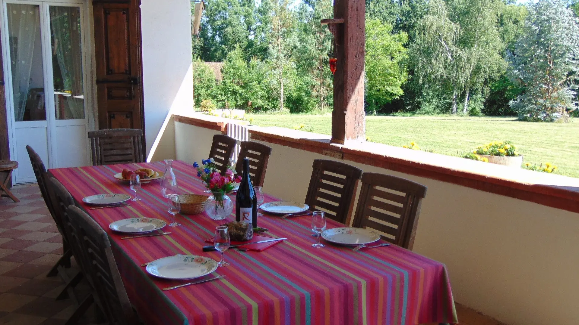 Grande terrasse commune