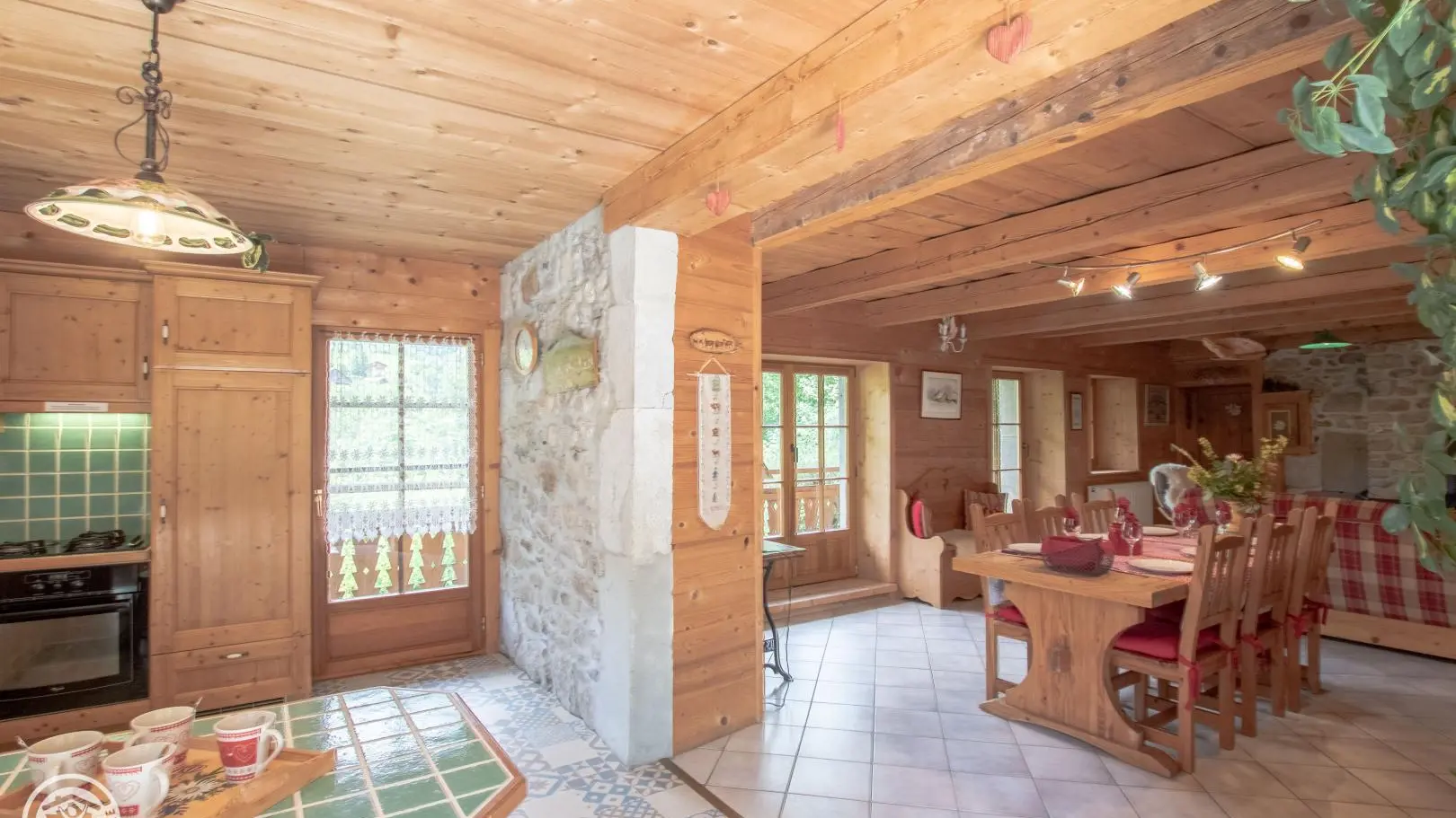 Cuisine et salle de séjour